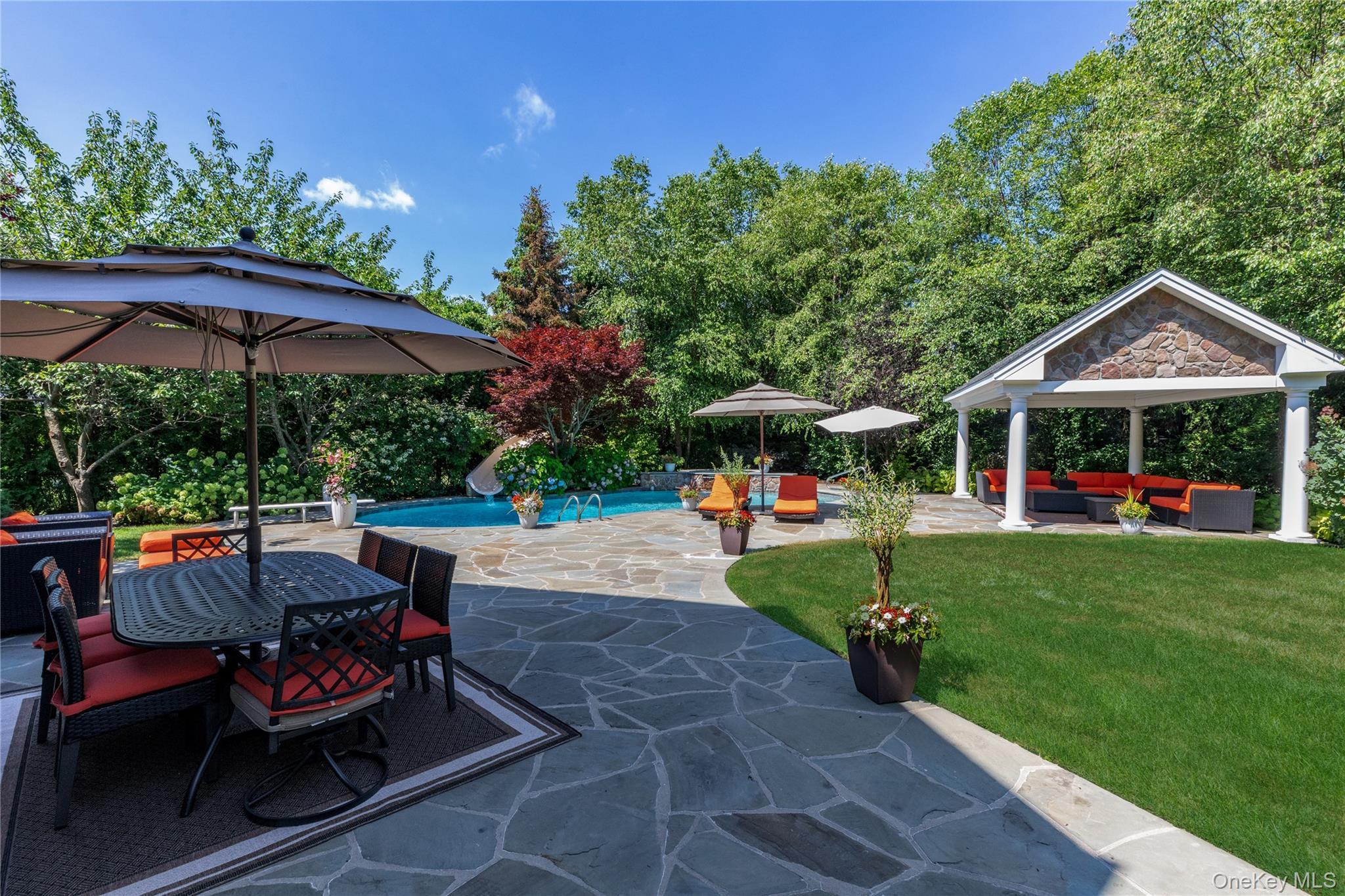 Single Family Legends Suffolk County, NY 11747, MLS-894338-8