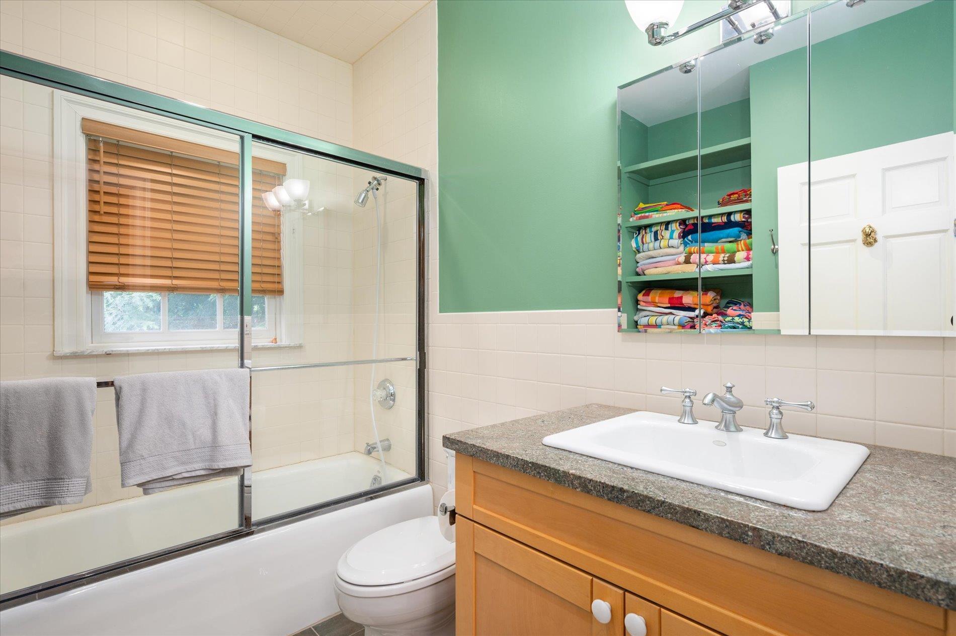 Single Family Clock Tower Nassau County, NY 11568, MLS-894364-29