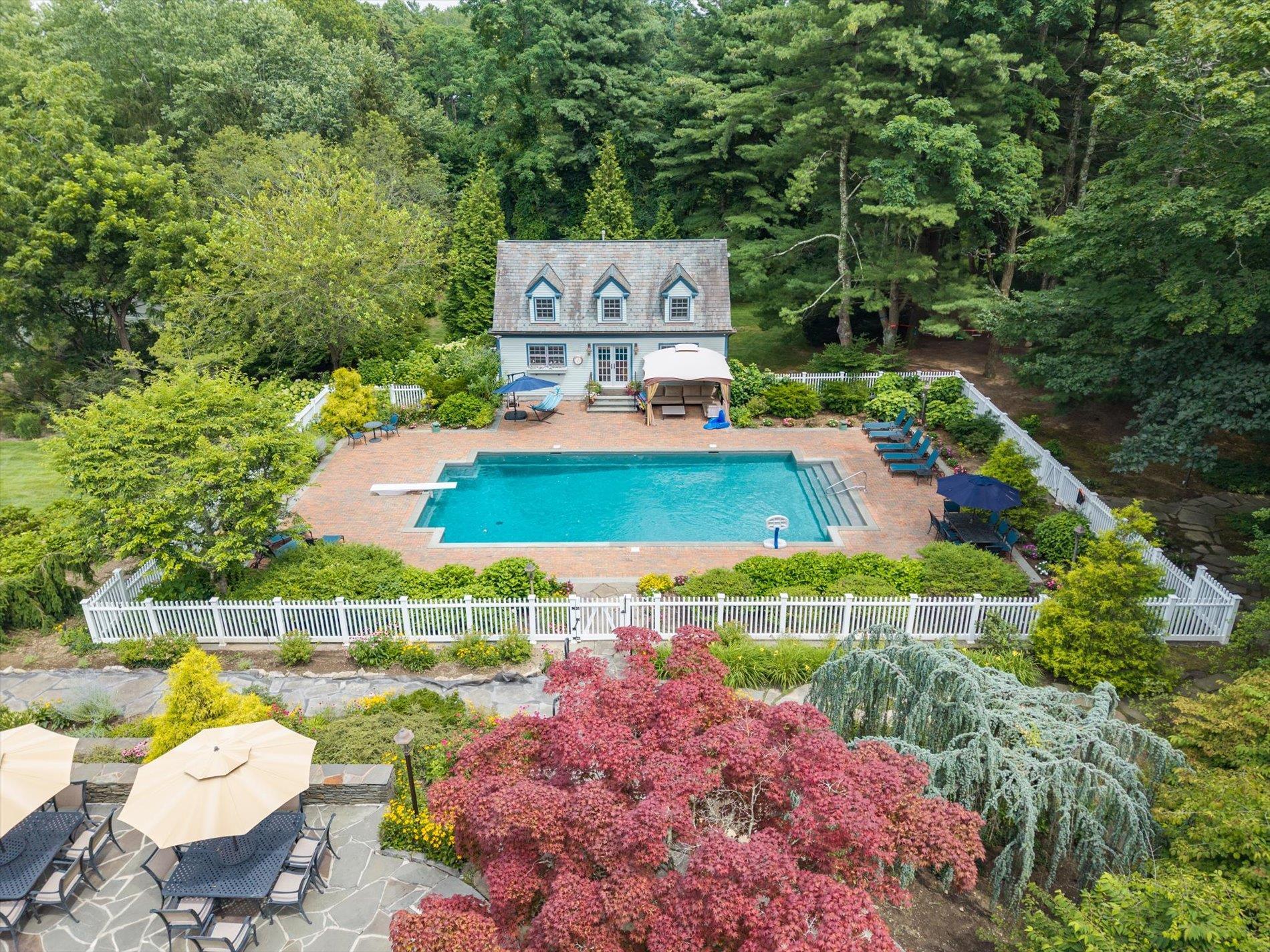 Single Family Clock Tower Nassau County, NY 11568, MLS-894364-31