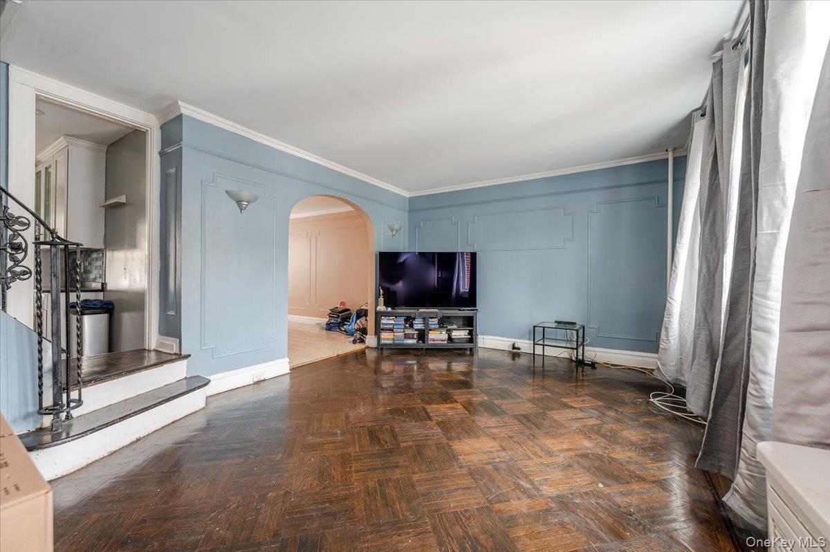 Single Family 198th  Queens, NY 11412, MLS-894372-2
