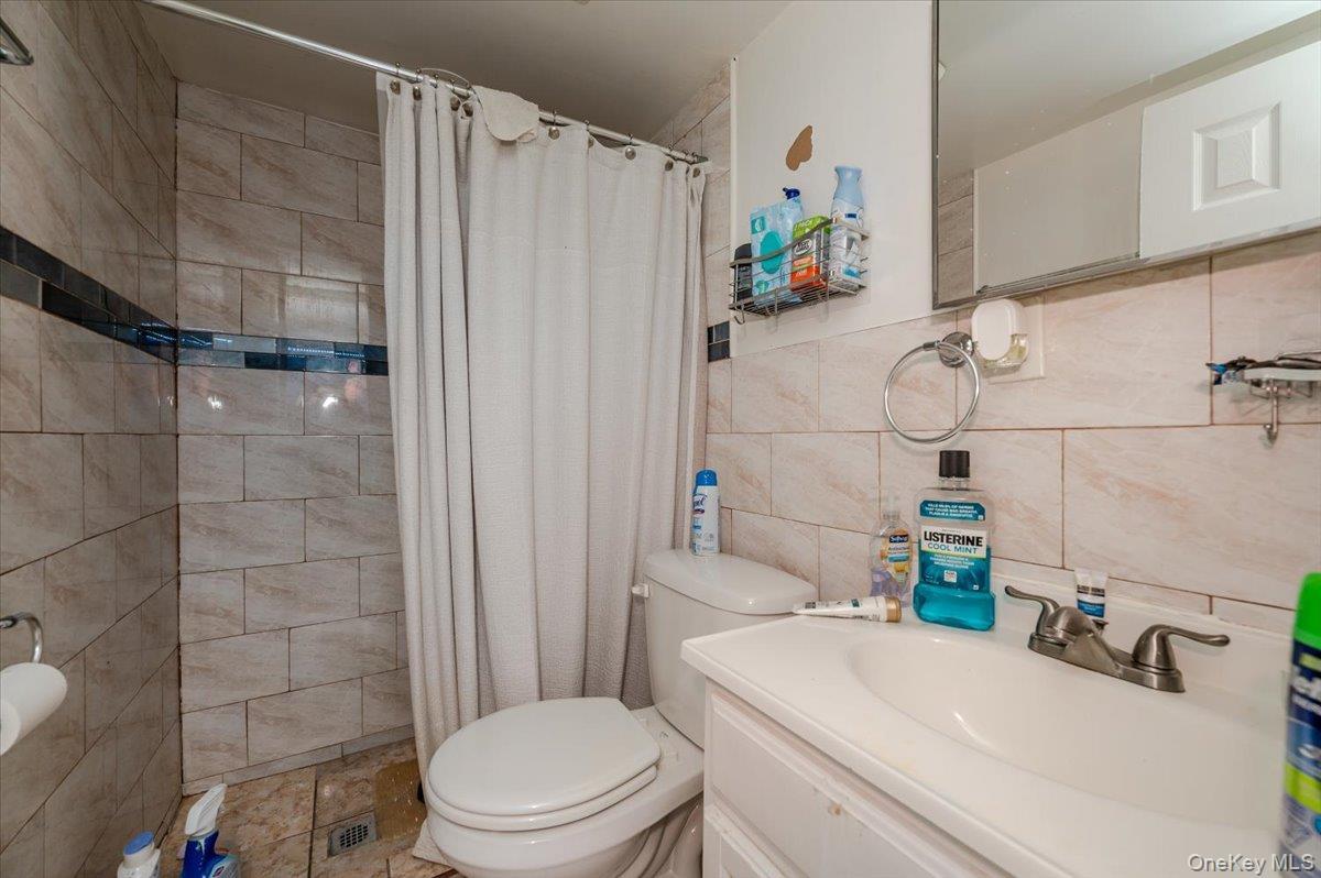 Single Family 198th  Queens, NY 11412, MLS-894372-7