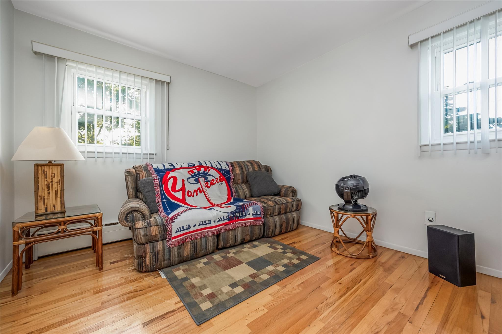 Single Family Cedar  Suffolk County, NY 11751, MLS-894403-16