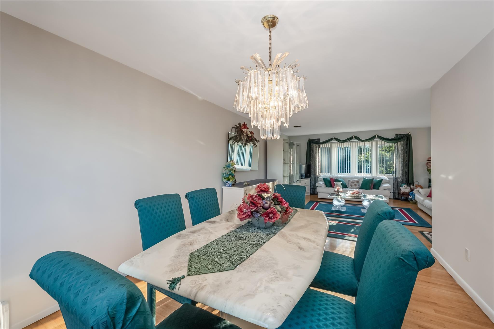 Single Family Cedar  Suffolk County, NY 11751, MLS-894403-9