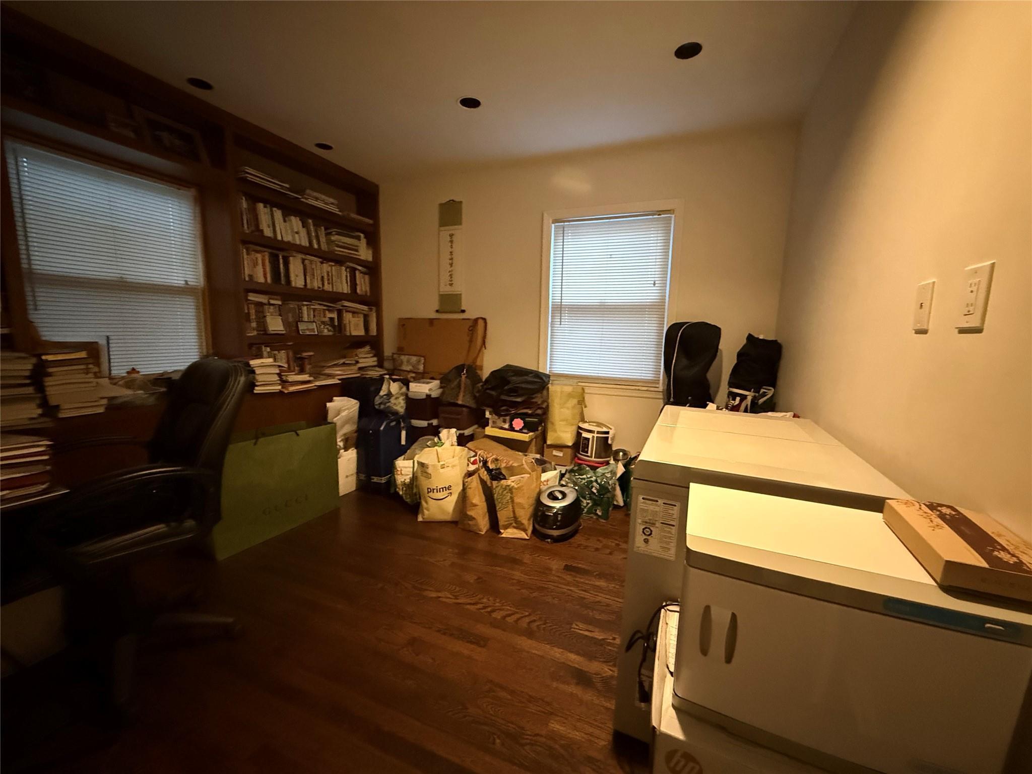 Single Family 215 Queens, NY 11364, MLS-894423-9