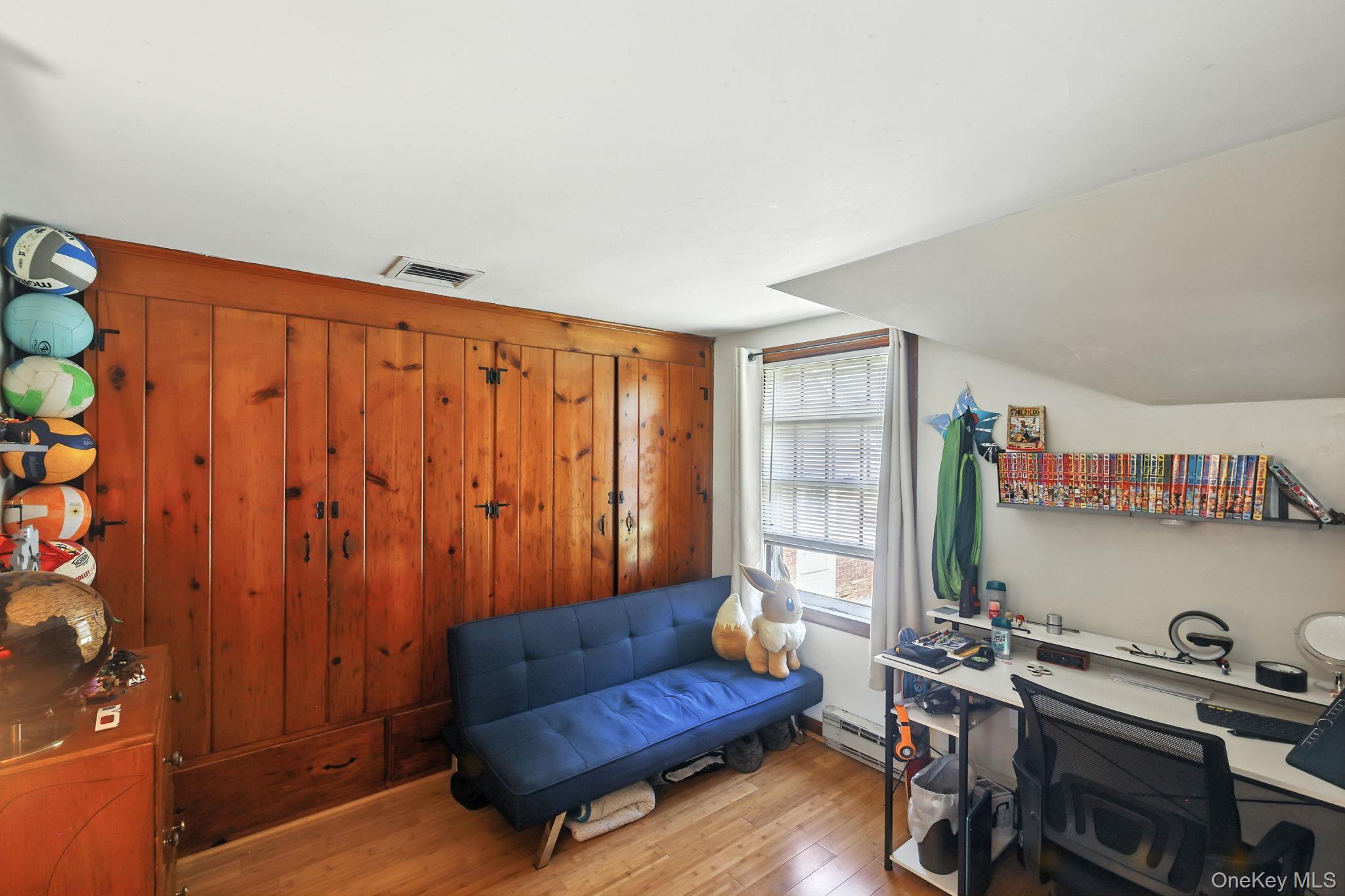 Single Family Ulster Landing  Ulster County, NY 12477, MLS-894459-25