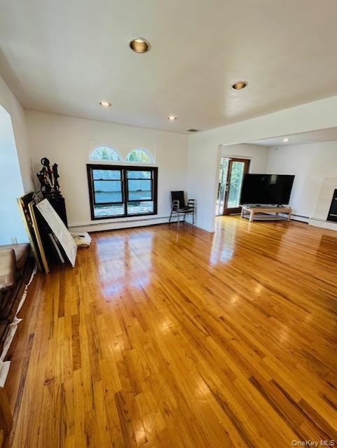 Single Family Woodward Nassau County, NY 11577, MLS-894471-24