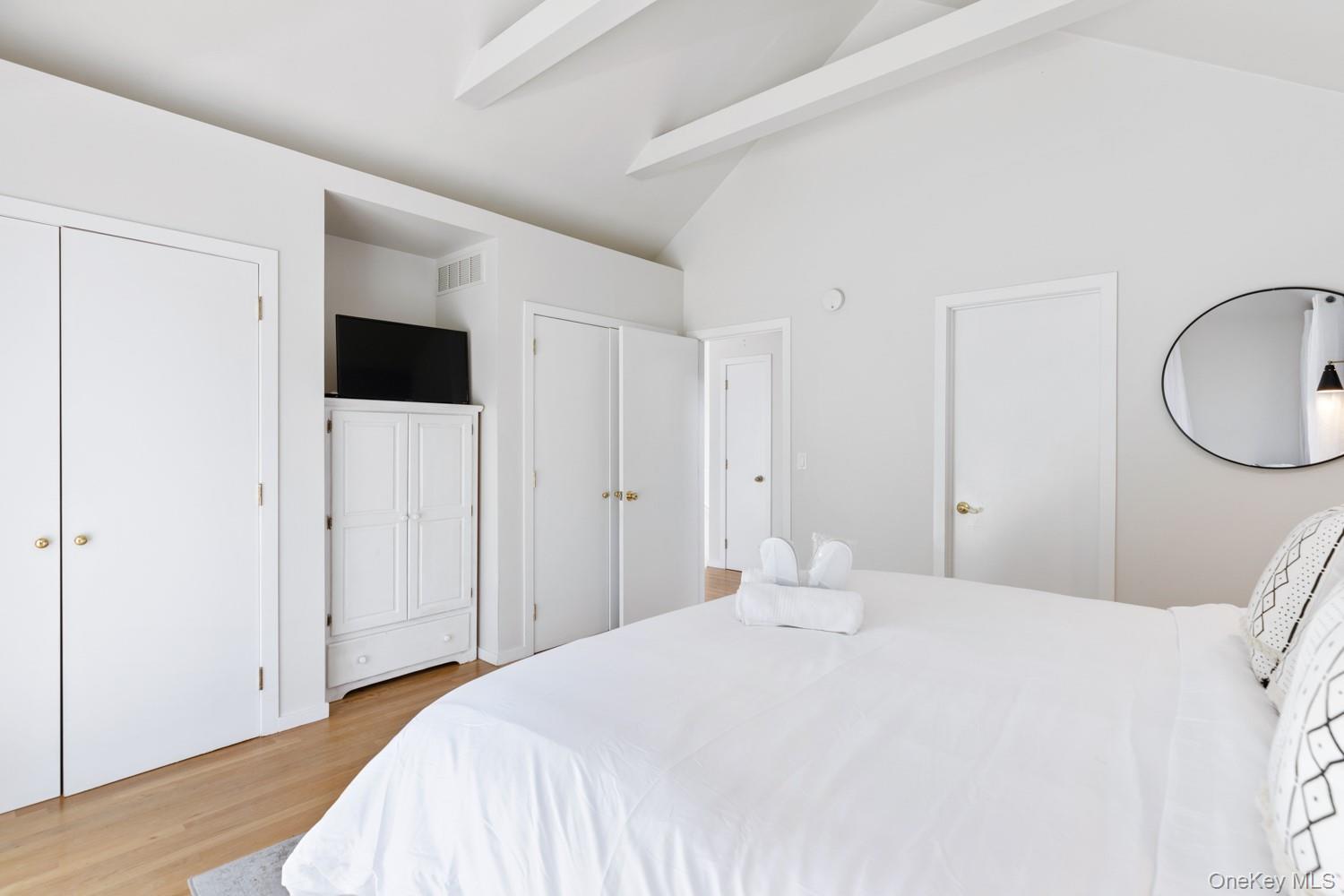 Single Family Douglas  Suffolk County, NY 11946, MLS-894485-21