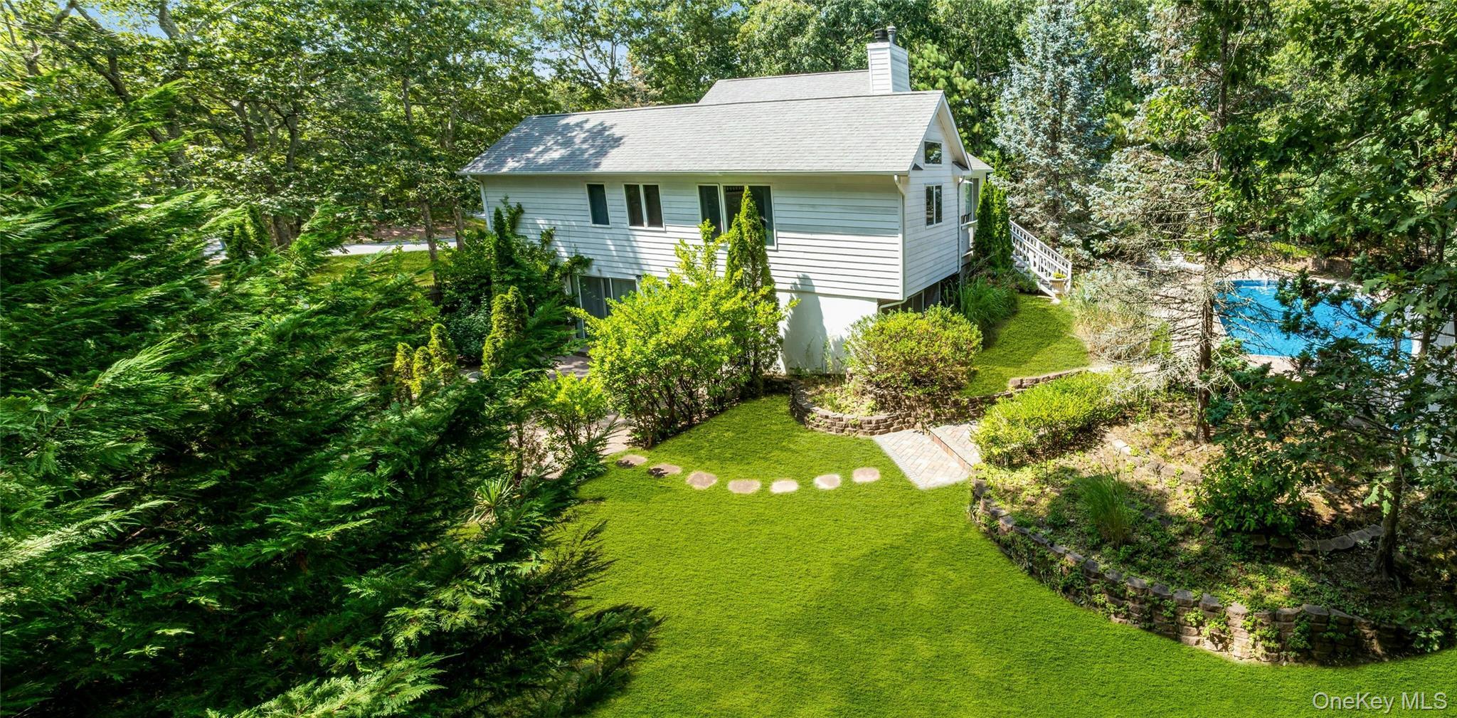 Single Family Douglas  Suffolk County, NY 11946, MLS-894485-38