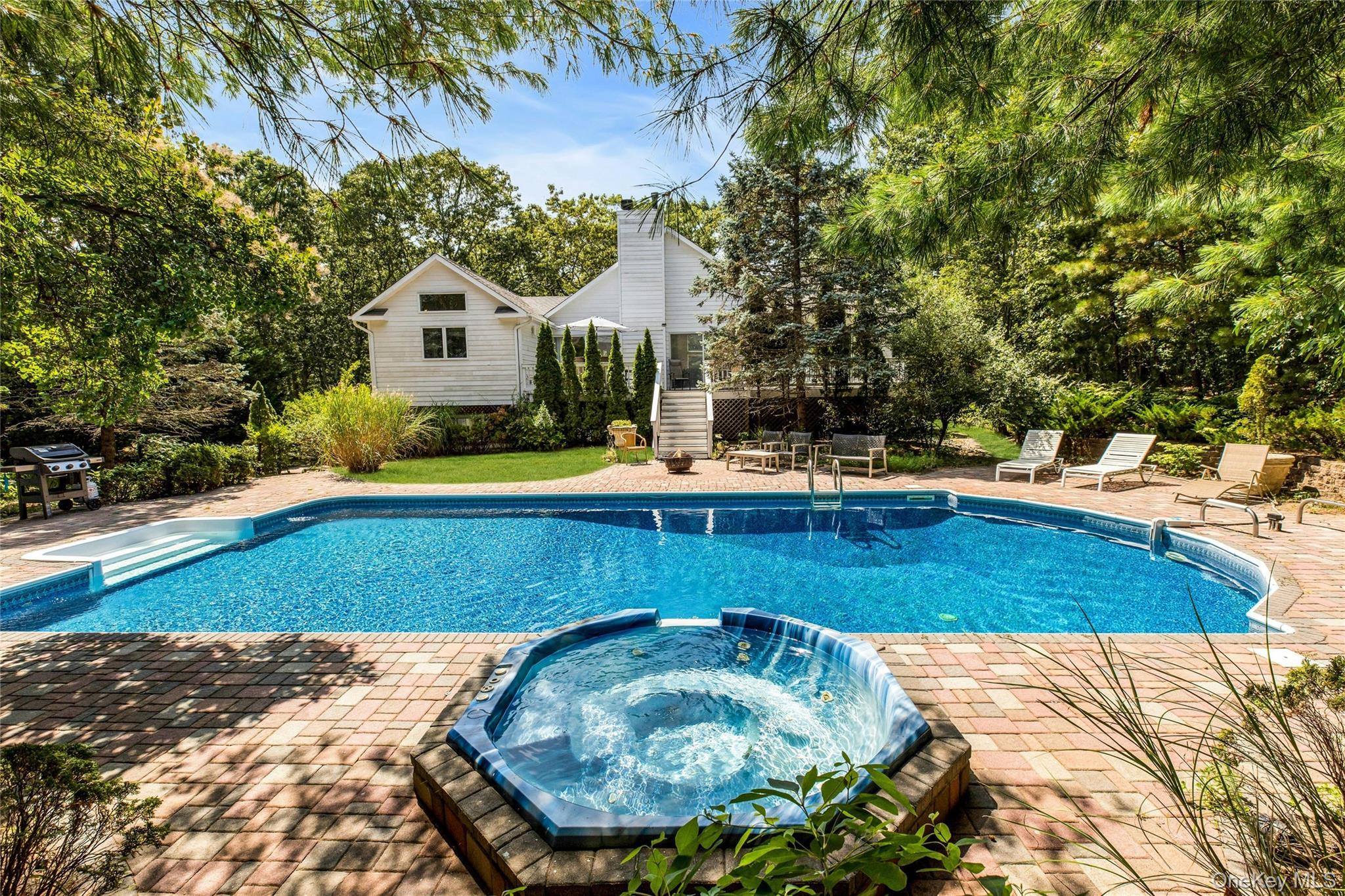 Single Family Douglas  Suffolk County, NY 11946, MLS-894485-43