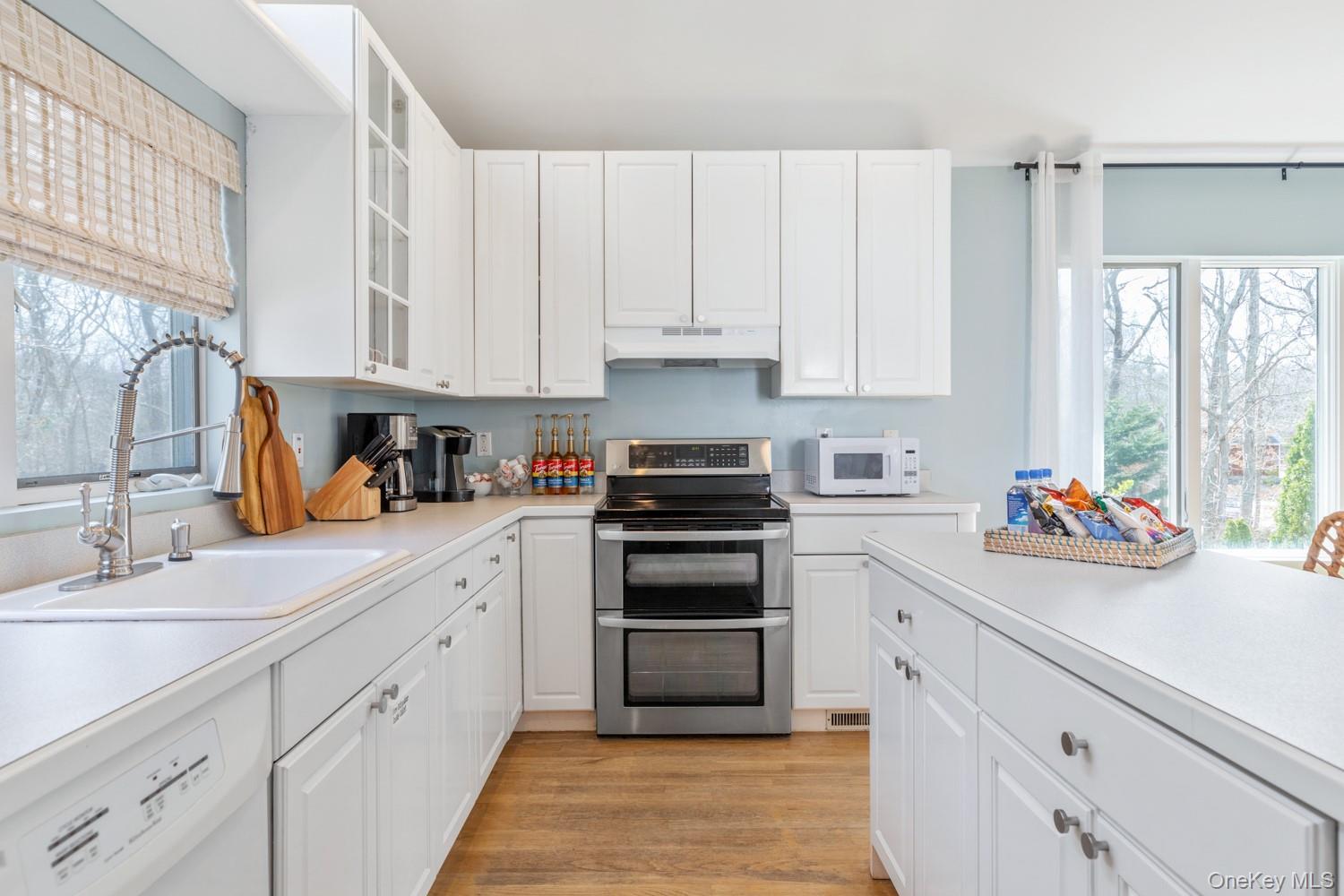 Single Family Douglas  Suffolk County, NY 11946, MLS-894485-5