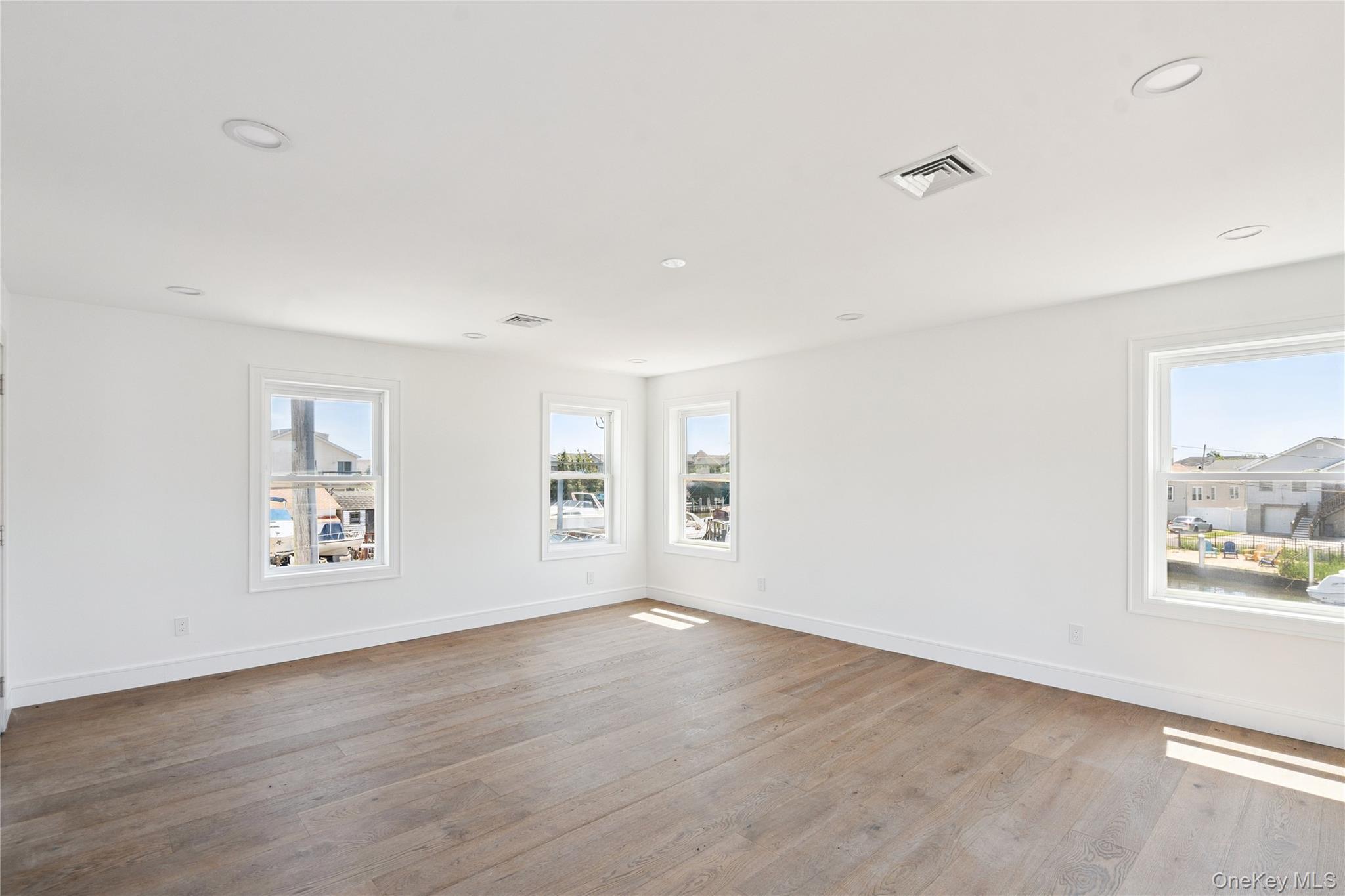 Single Family 9th  Suffolk County, NY 11757, MLS-894492-17