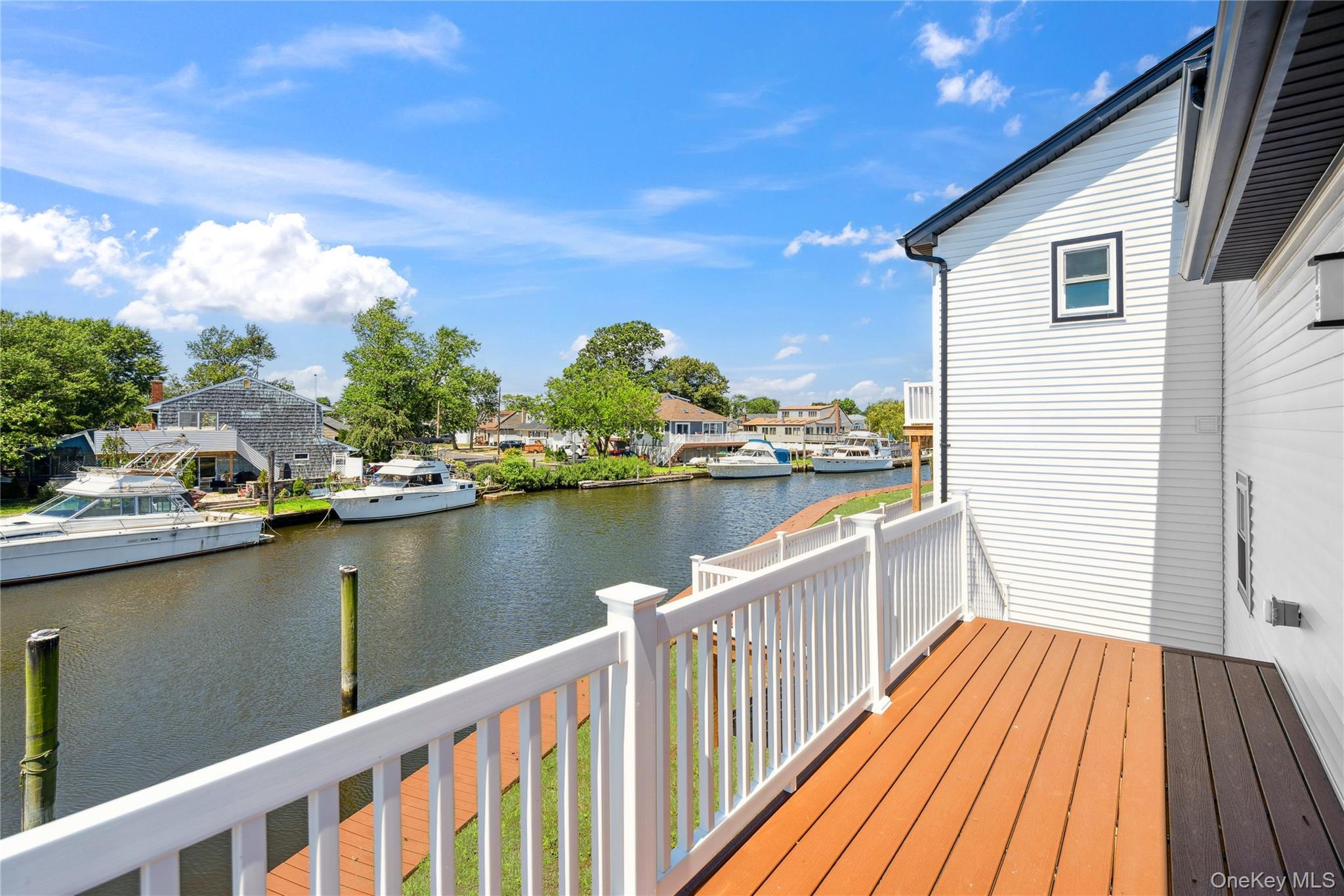 Single Family 9th  Suffolk County, NY 11757, MLS-894492-30