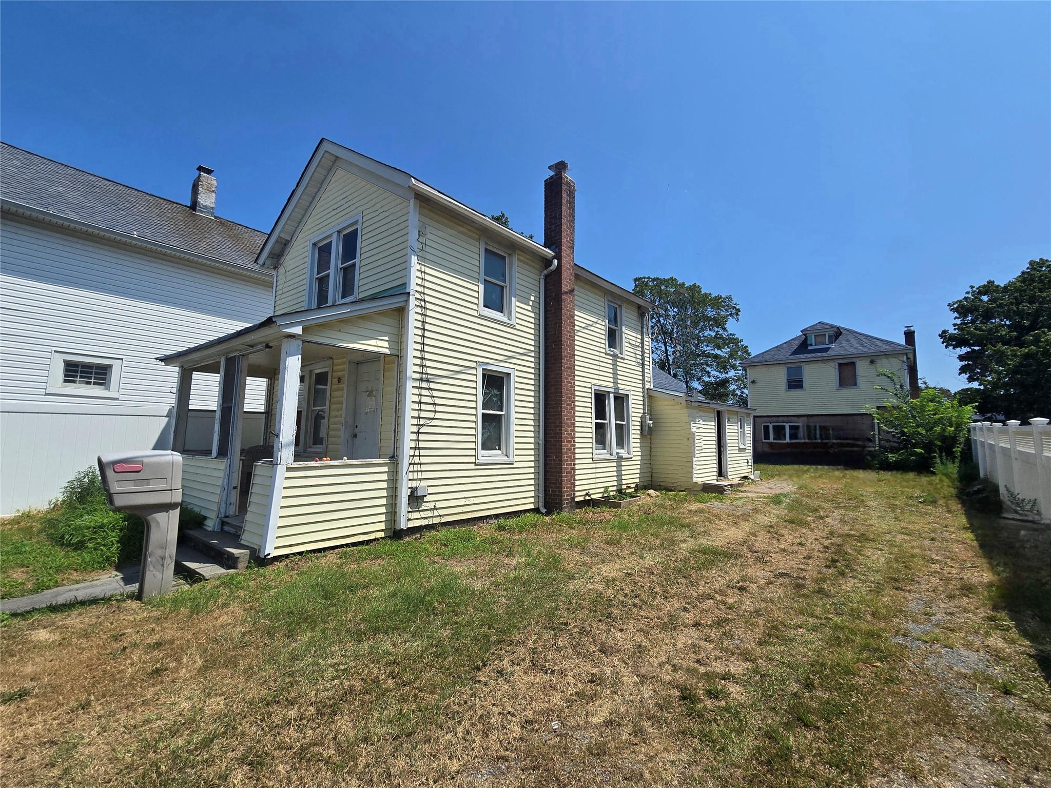 Single Family Union Ave Suffolk County, NY 11772, MLS-894566-2