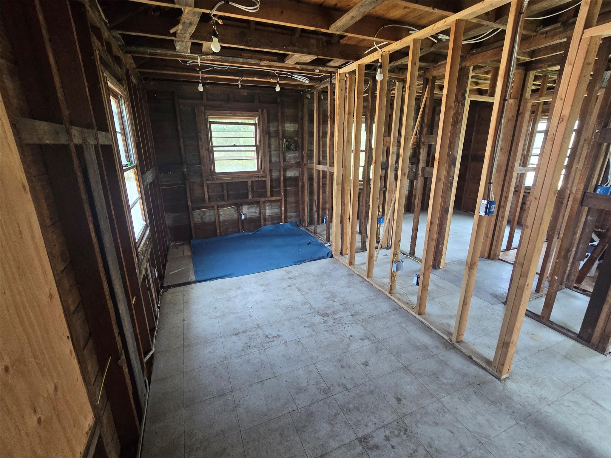 Single Family Union Ave Suffolk County, NY 11772, MLS-894566-8