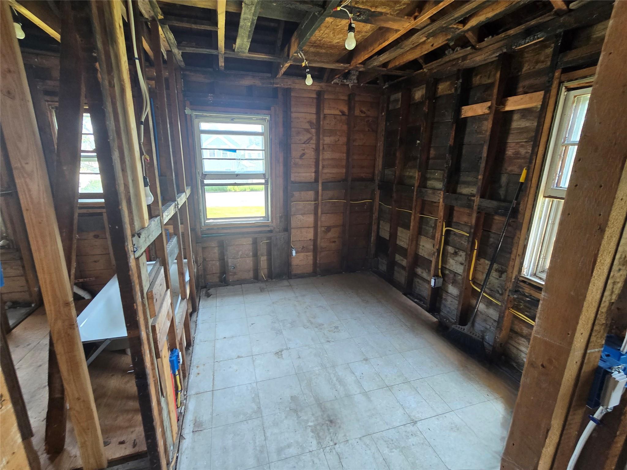 Single Family Union Ave Suffolk County, NY 11772, MLS-894566-9