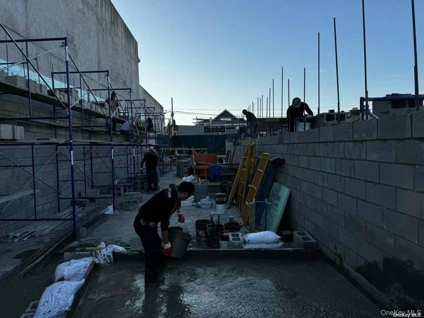 Single Family 12th  Queens, NY 11357, MLS-894574-9