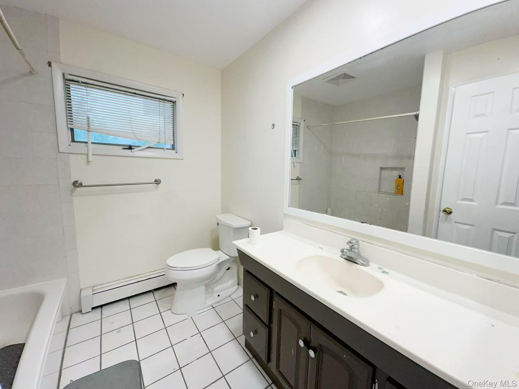 Single Family 29th  Suffolk County, NY 11757, MLS-894586-16