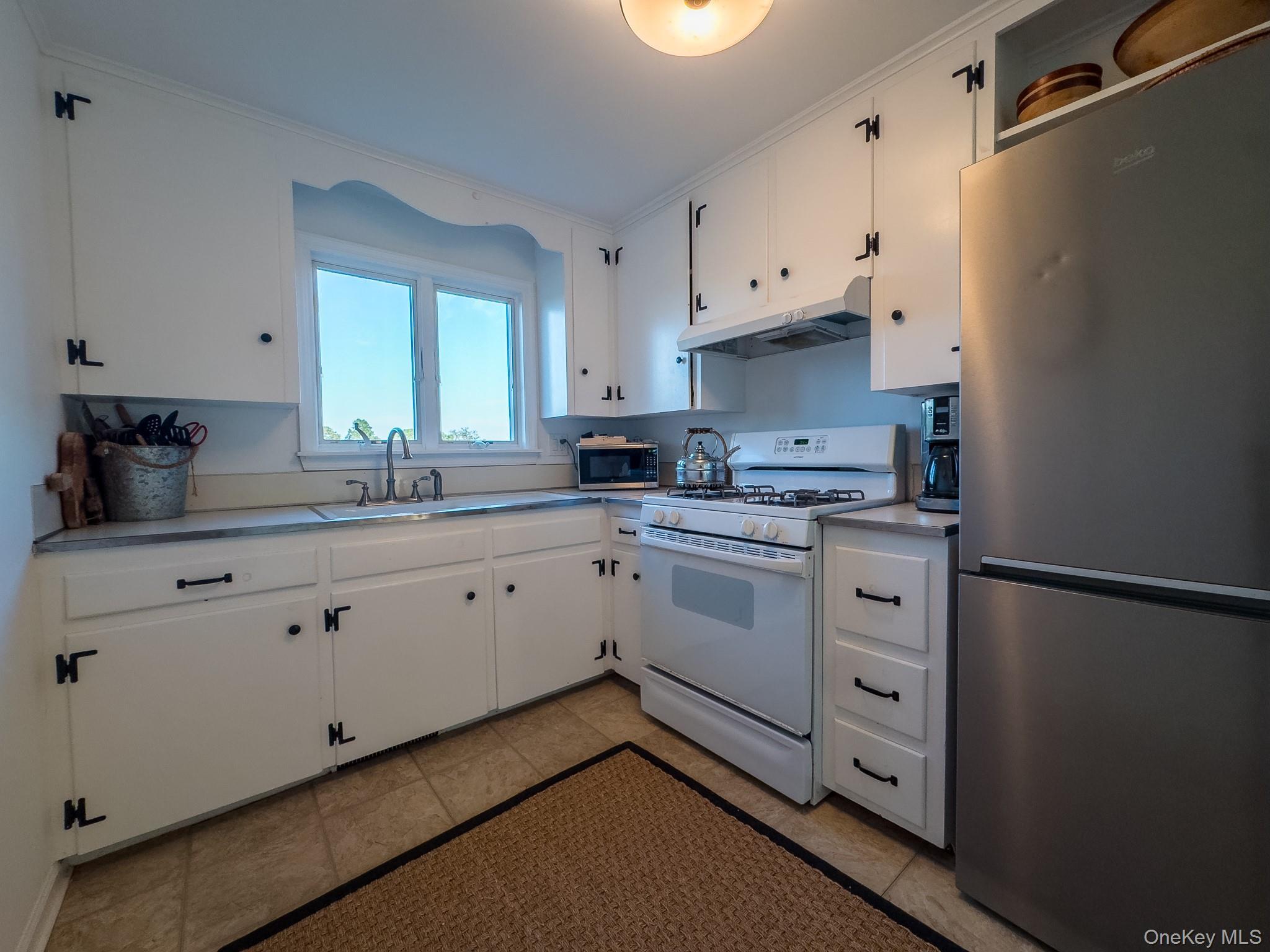 Single Family Route 25 Suffolk County, NY 11957, MLS-894623-21