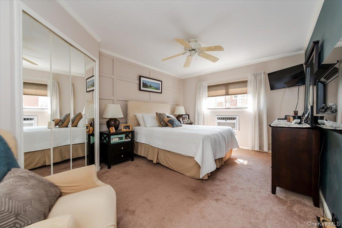 Single Family Vincent  Bronx, NY 10465, MLS-894674-17