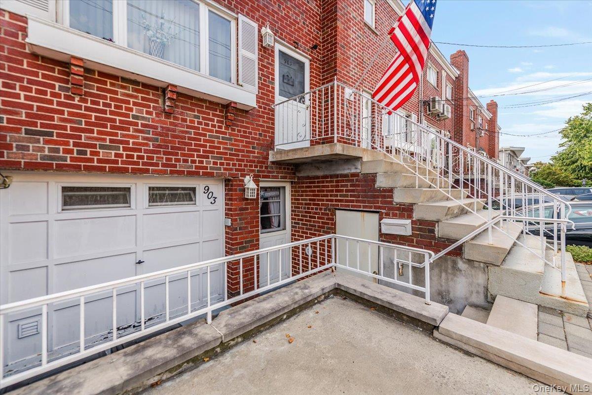 Single Family Vincent  Bronx, NY 10465, MLS-894674-25