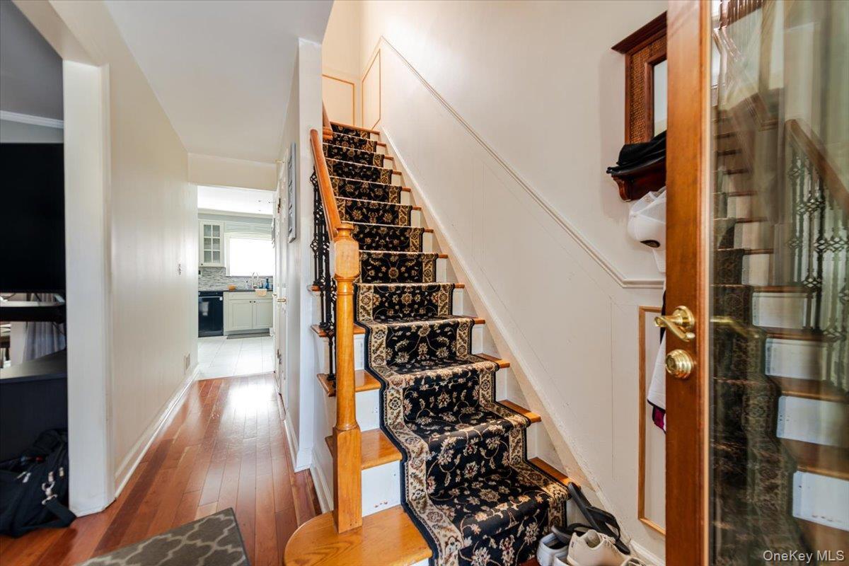 Single Family Vincent  Bronx, NY 10465, MLS-894674-7