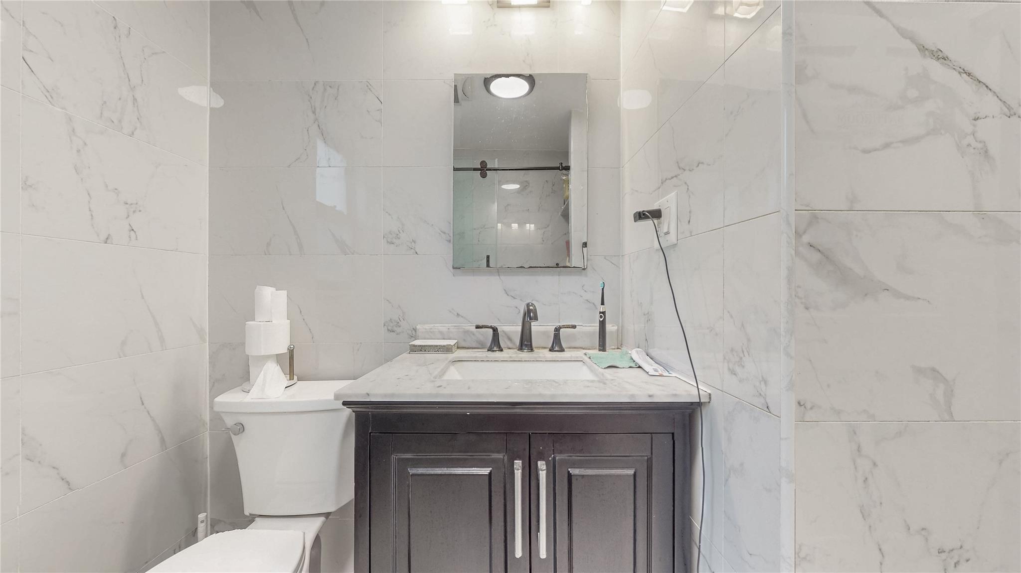 Single Family 188th Queens, NY 11423, MLS-894694-10