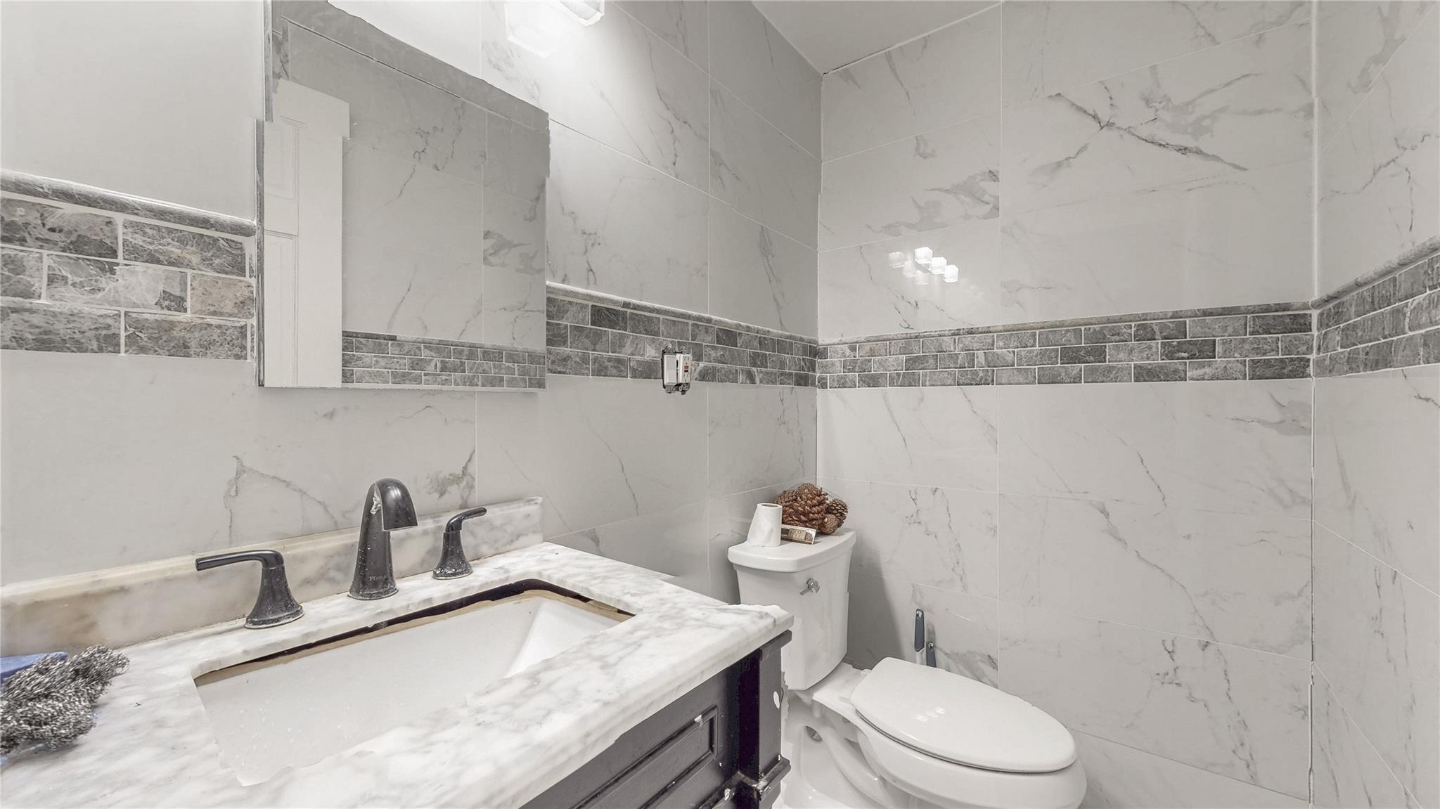 Single Family 188th Queens, NY 11423, MLS-894694-18