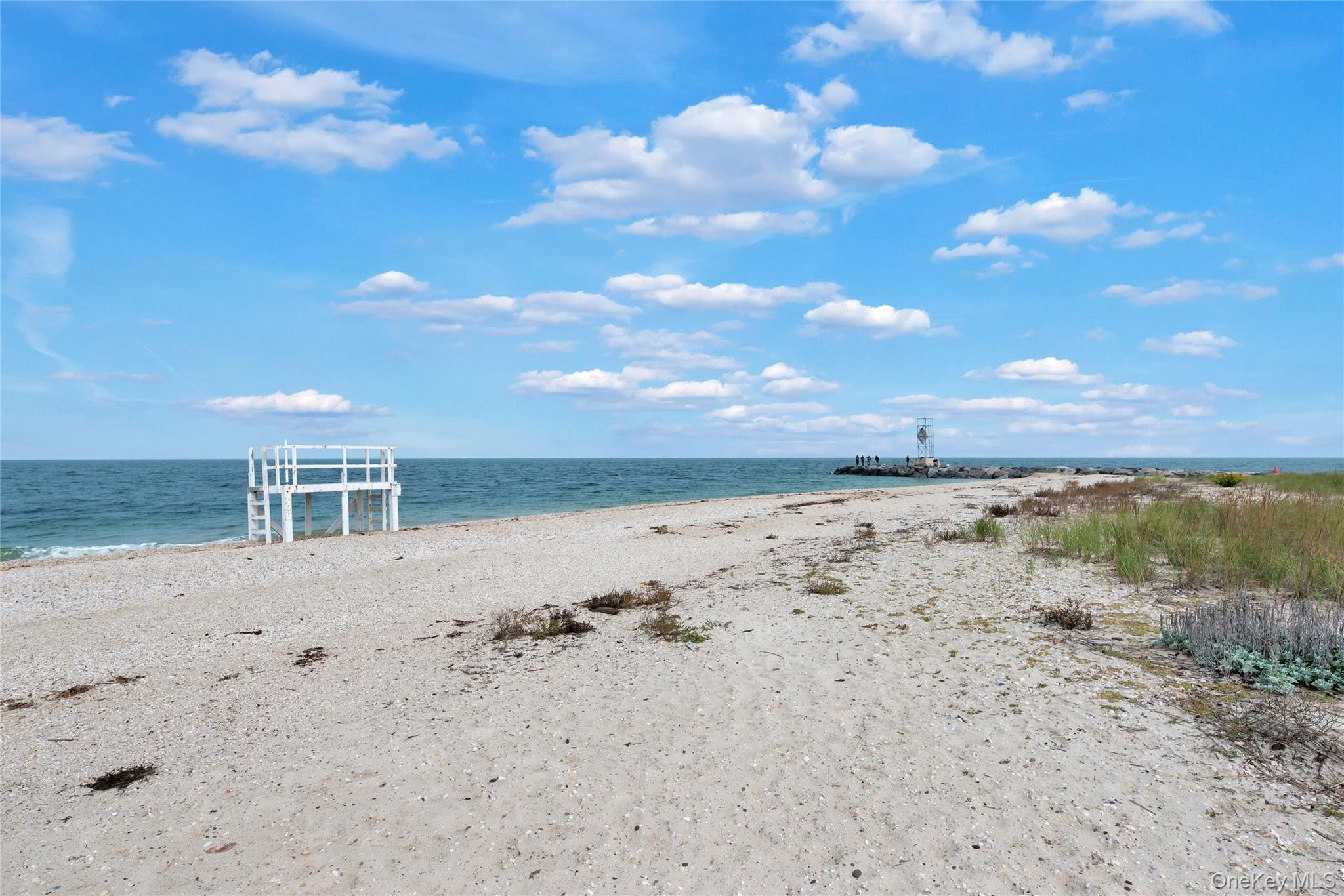 Single Family Cox Neck Road  Suffolk County, NY 11952, MLS-894818-46