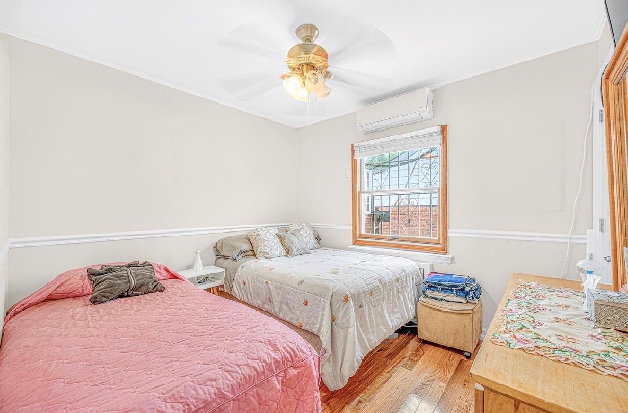 Single Family 190th Queens, NY 11365, MLS-894858-11