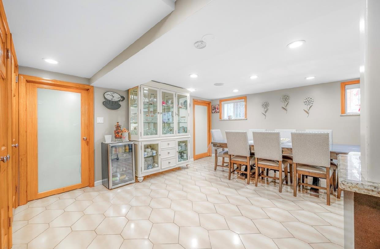 Single Family 190th Queens, NY 11365, MLS-894858-21