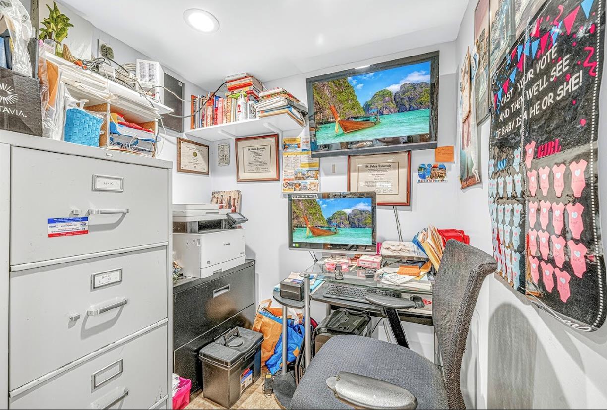 Single Family 190th Queens, NY 11365, MLS-894858-23