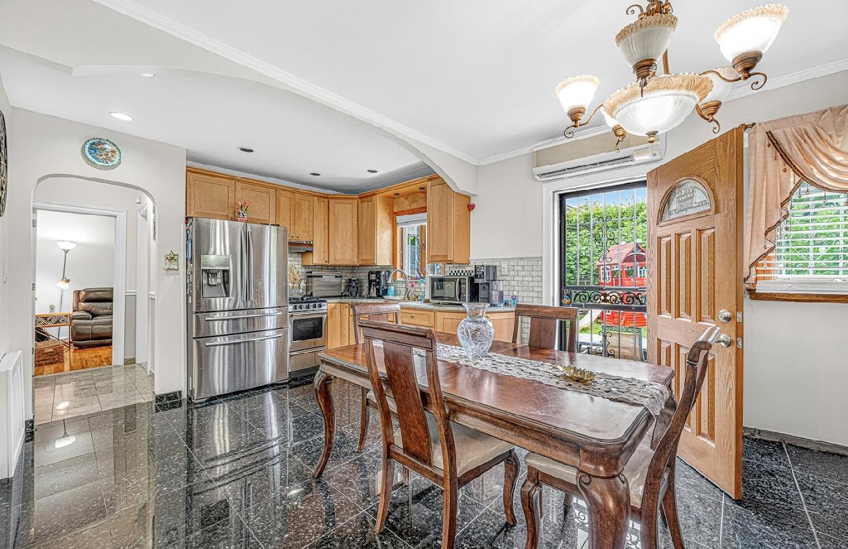 Single Family 190th Queens, NY 11365, MLS-894858-7