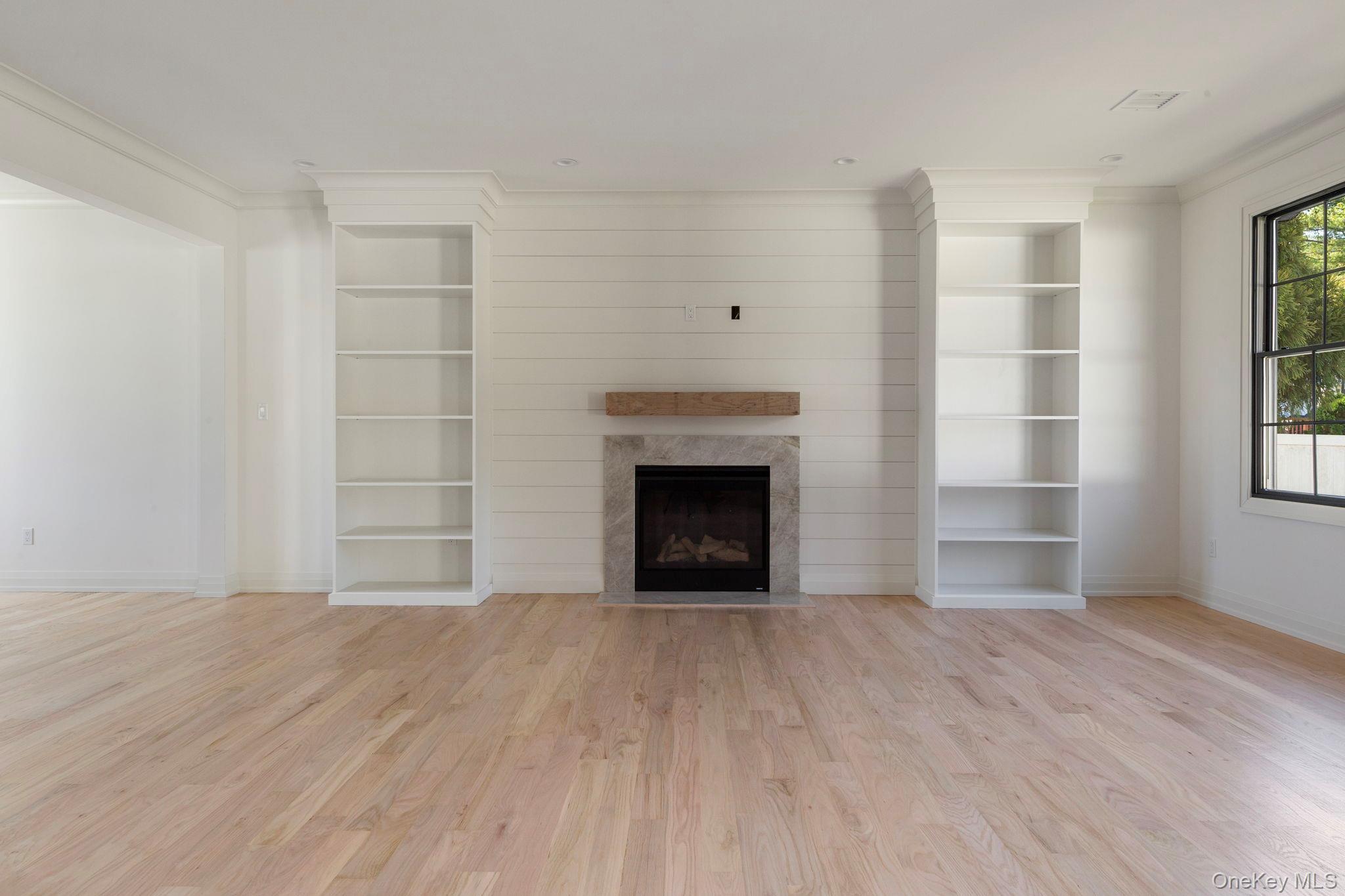 Single Family Otsego Nassau County, NY 11753, MLS-894905-4