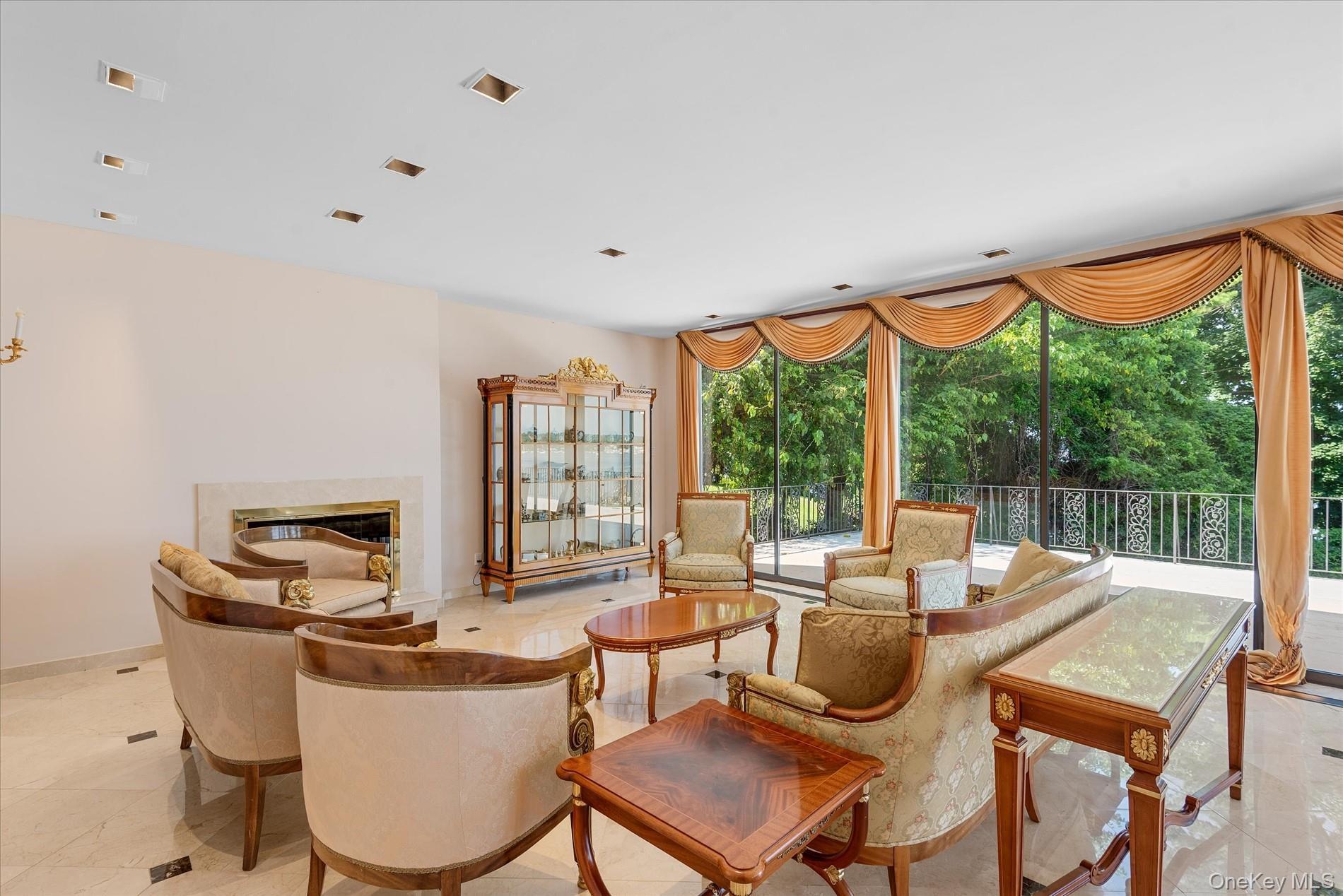 Single Family Shore Nassau County, NY 11024, MLS-894911-11