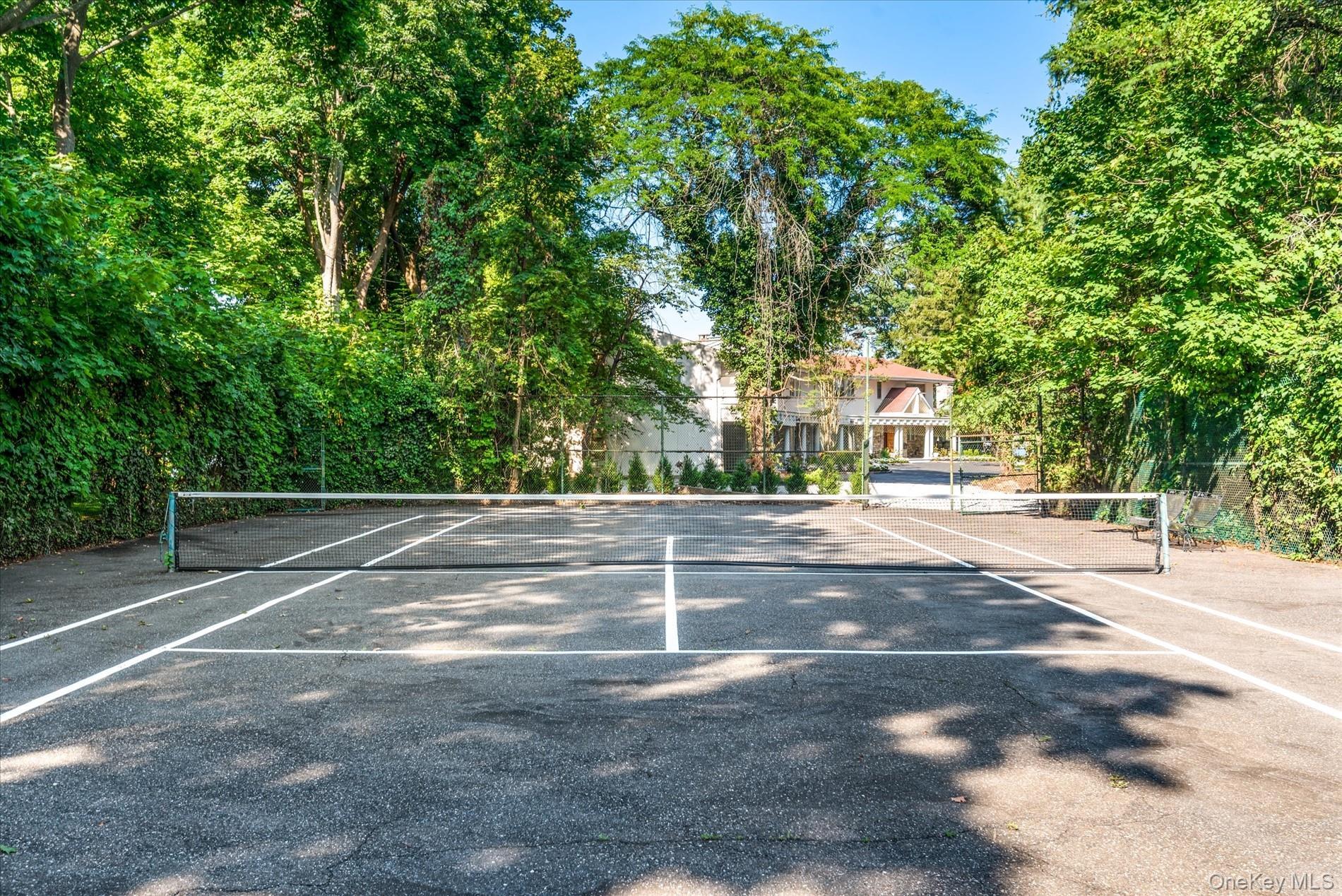 Single Family Shore Nassau County, NY 11024, MLS-894911-7