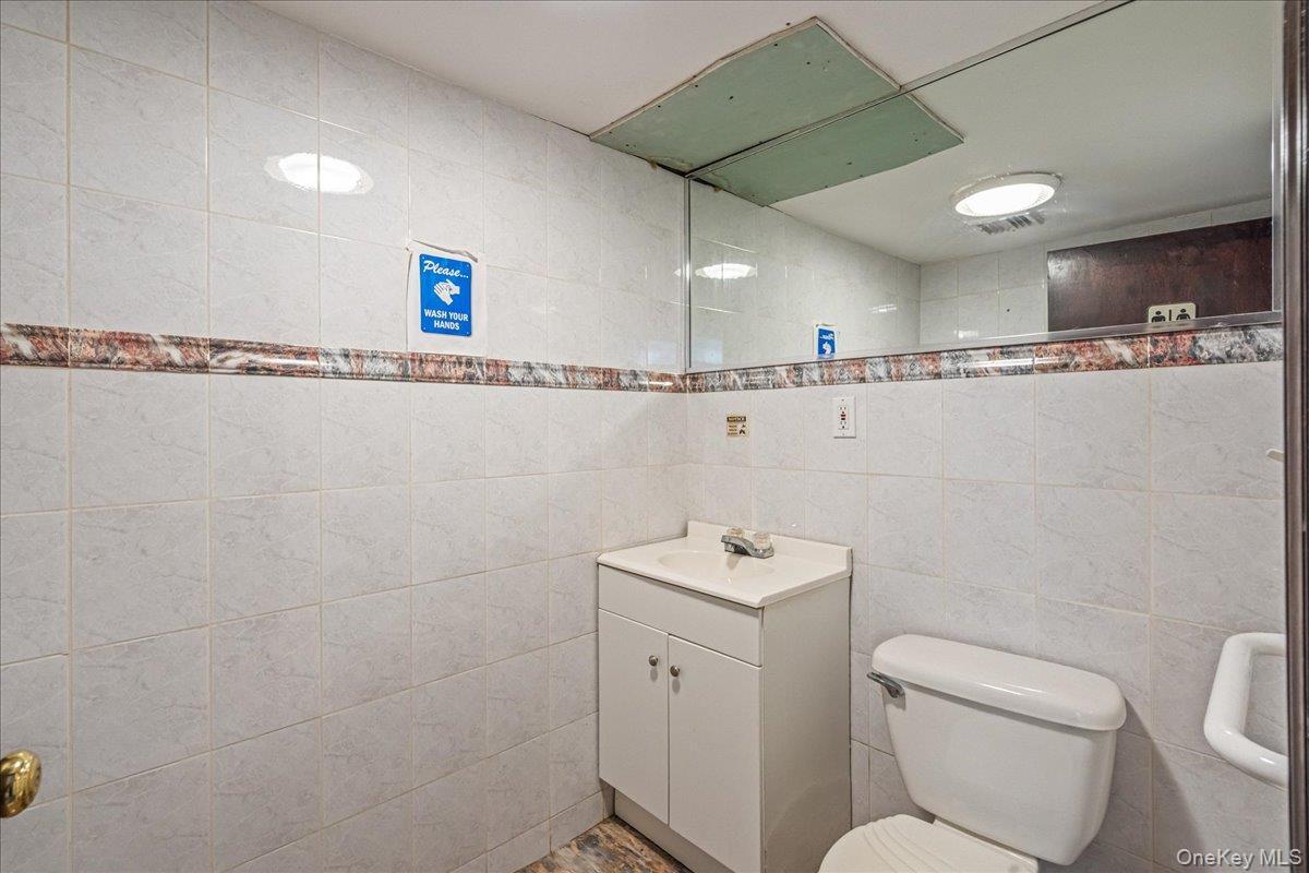 Single Family 188th  Queens, NY 11423, MLS-894940-23