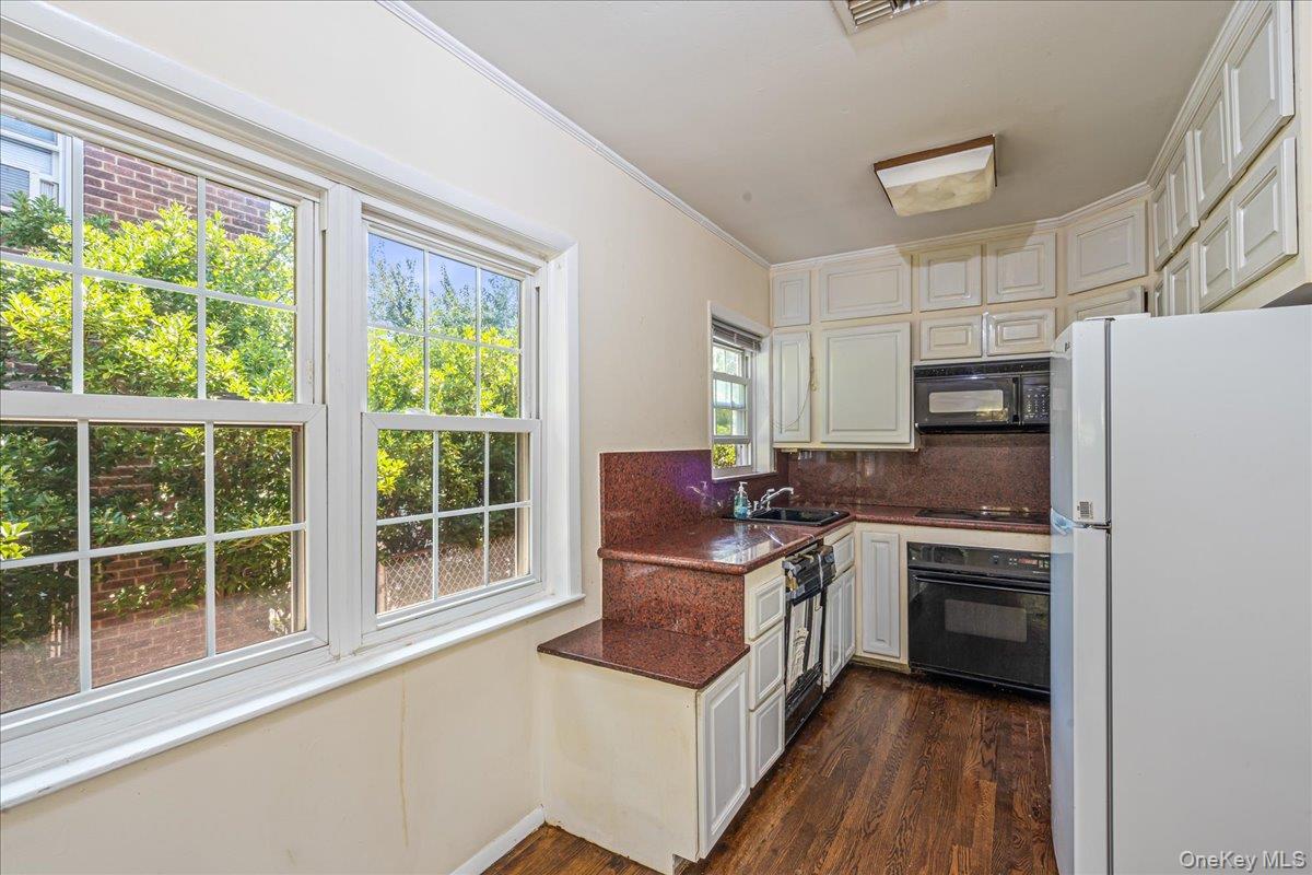 Single Family 188th  Queens, NY 11423, MLS-894940-7