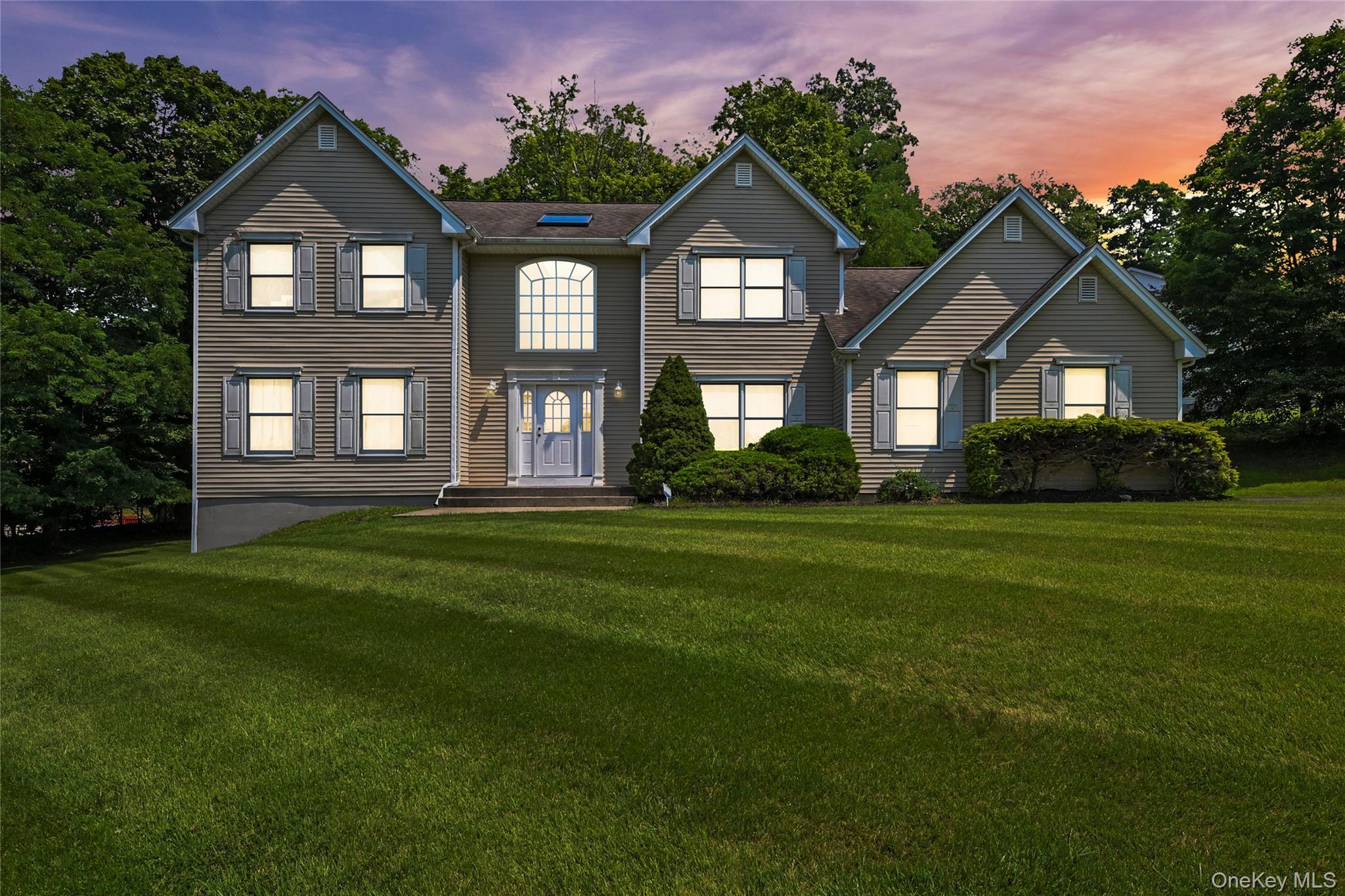 Single Family Roble  Rockland County, NY 10901, MLS-894947-2