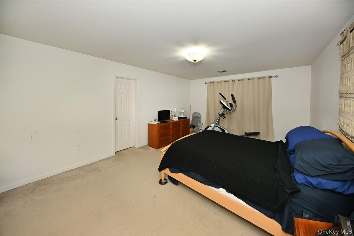 Single Family Roble  Rockland County, NY 10901, MLS-894947-23