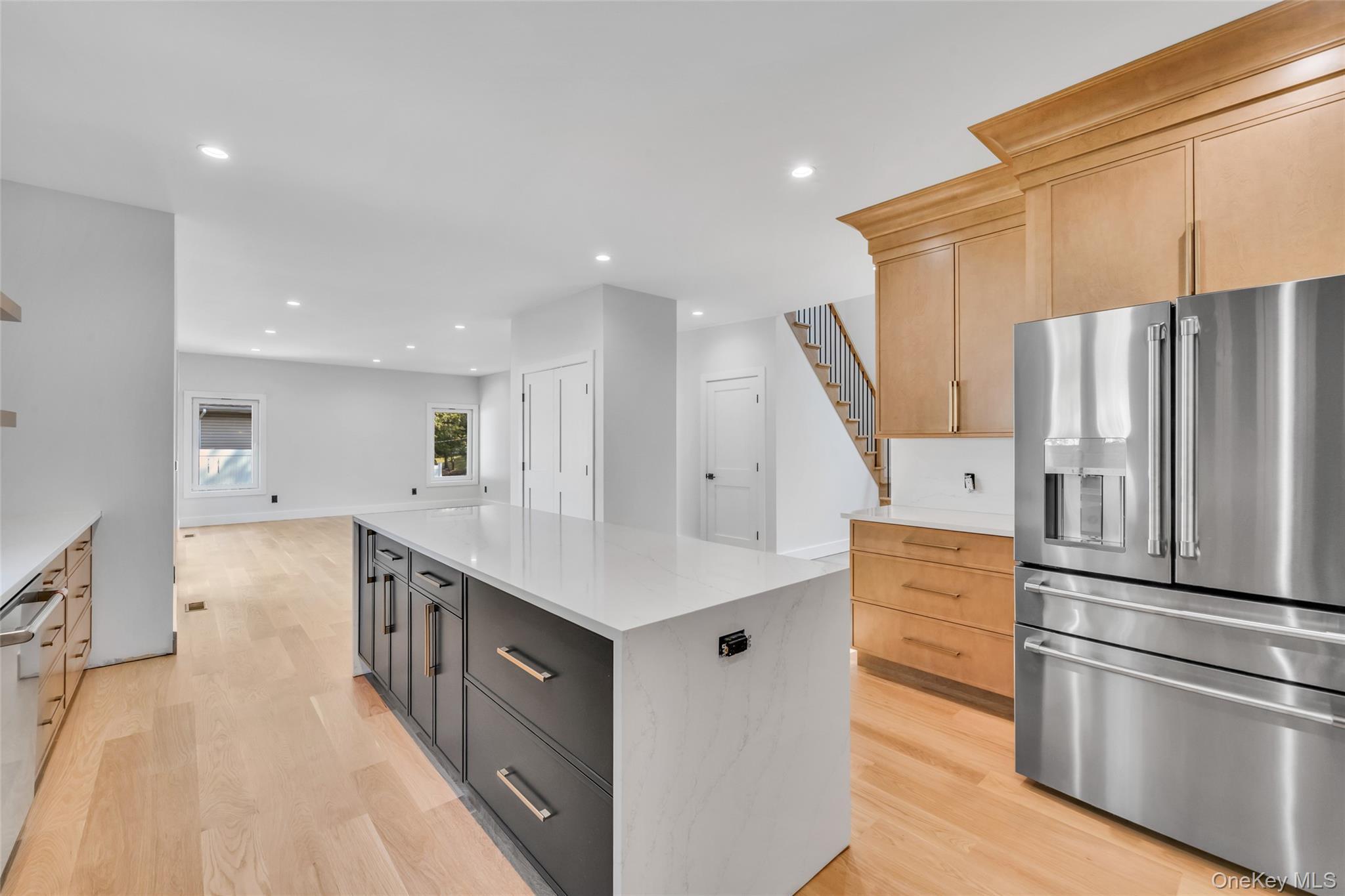 Single Family Meadow Suffolk County, NY 11754, MLS-894965-11