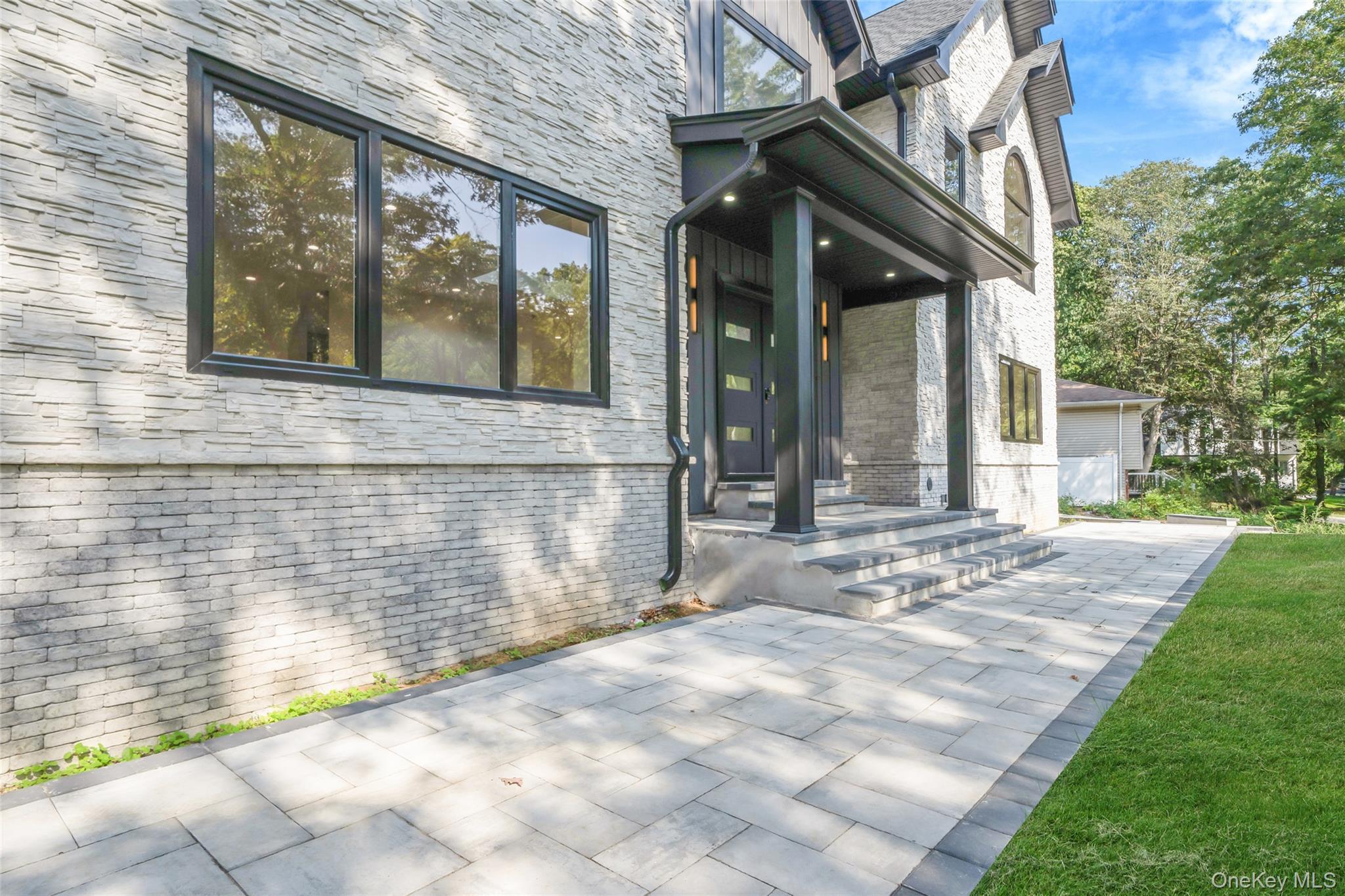 Single Family Meadow Suffolk County, NY 11754, MLS-894965-3