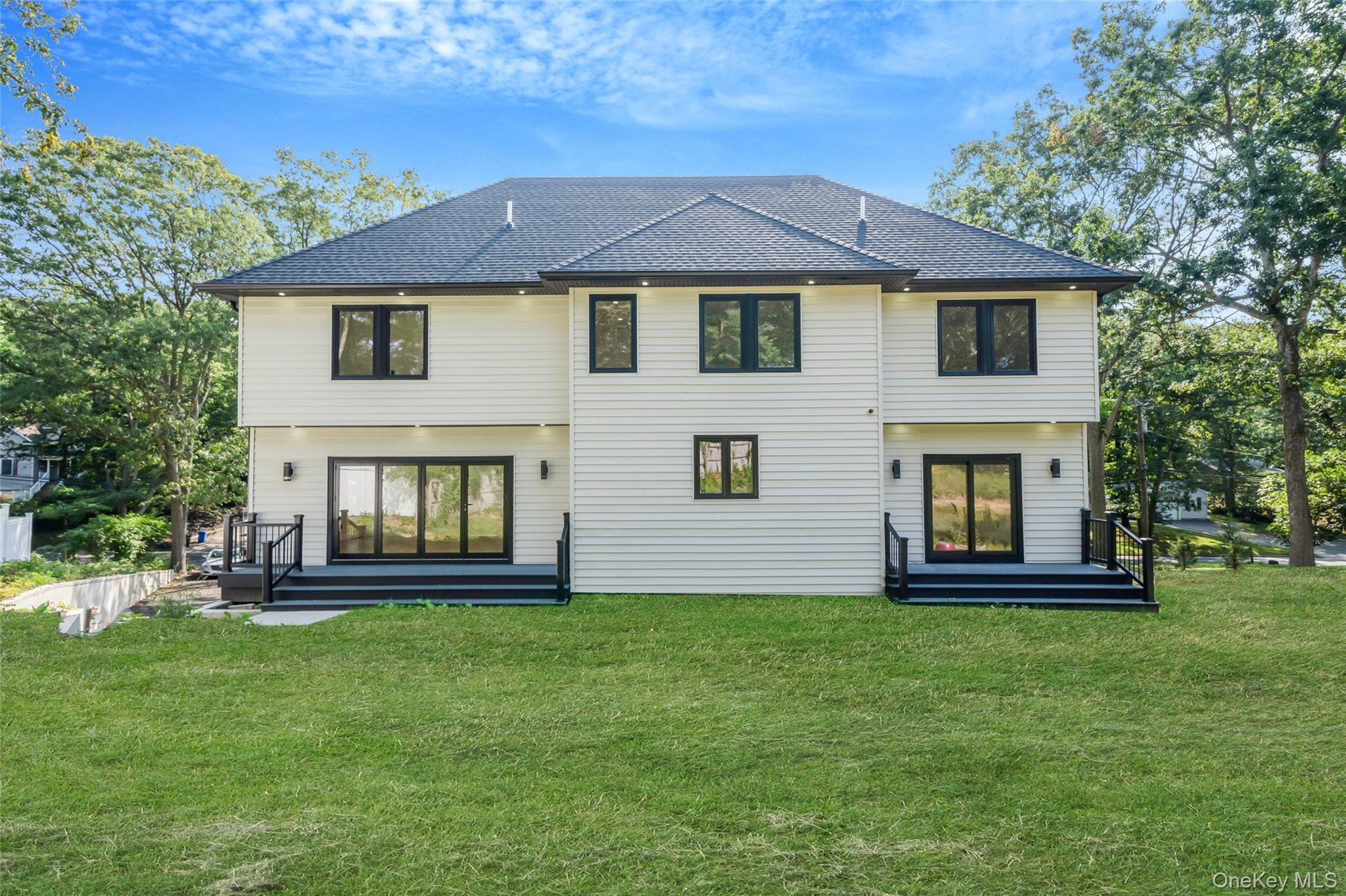 Single Family Meadow Suffolk County, NY 11754, MLS-894965-43