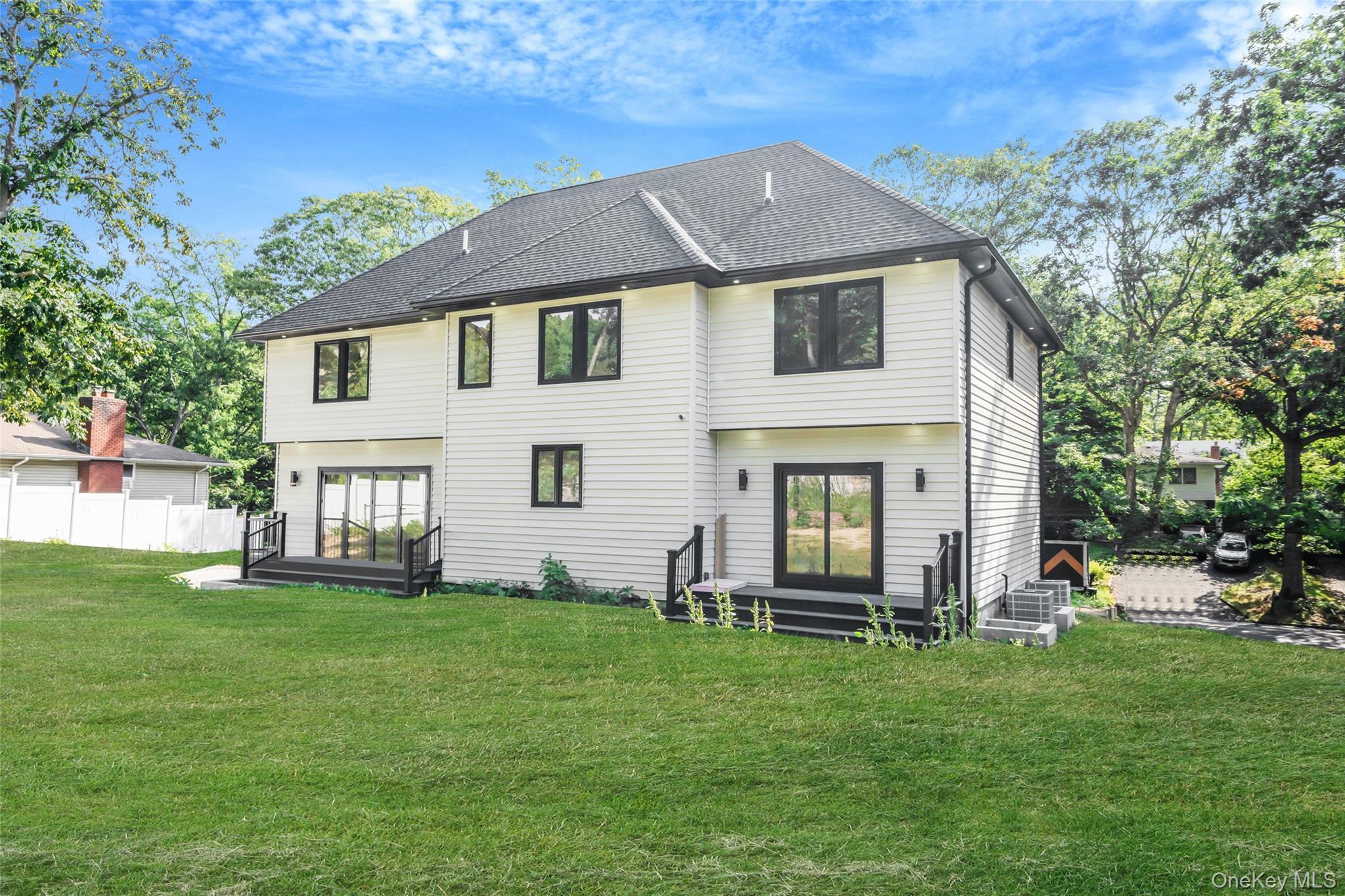 Single Family Meadow Suffolk County, NY 11754, MLS-894965-44