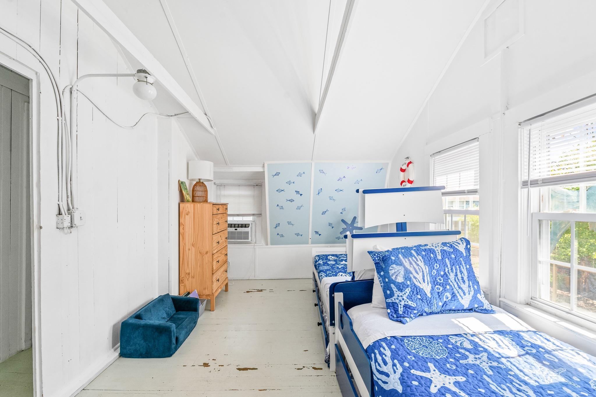 Single Family Cottage  Suffolk County, NY 11770, MLS-894974-16