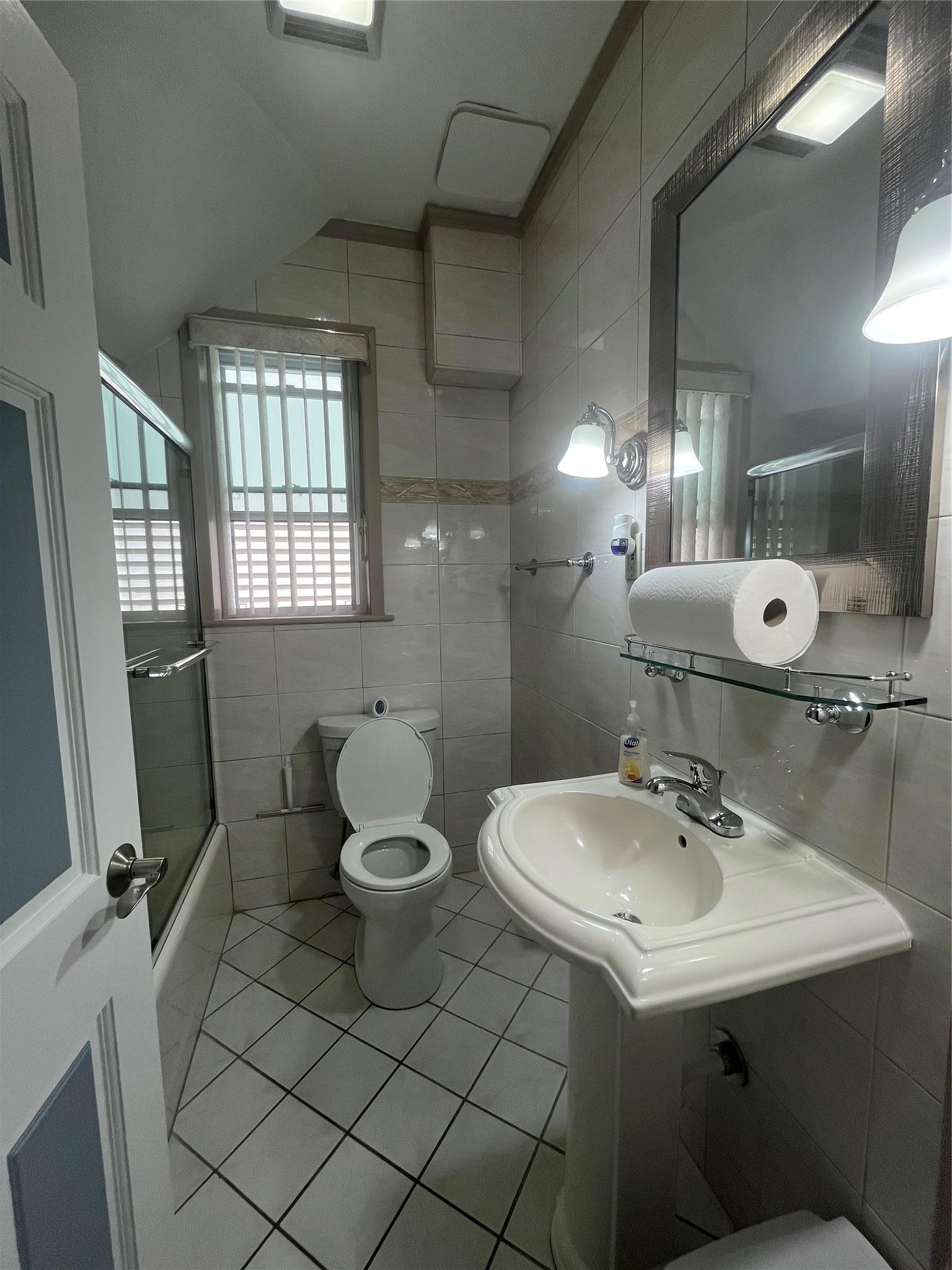 Single Family Palmer  Bronx, NY 10475, MLS-894987-14