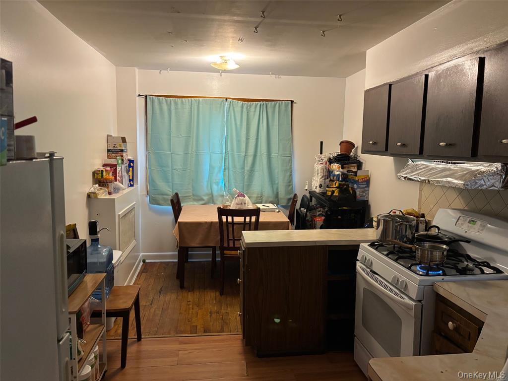 Single Family 119th  Queens, NY 11356, MLS-895037-10