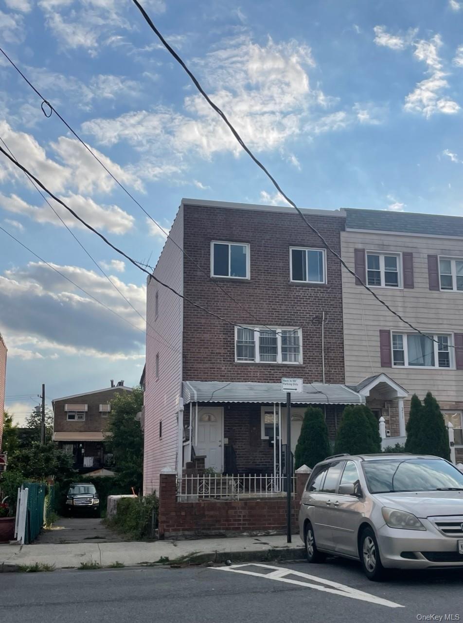 Single Family Balcom  Bronx, NY 10465, MLS-895080-2