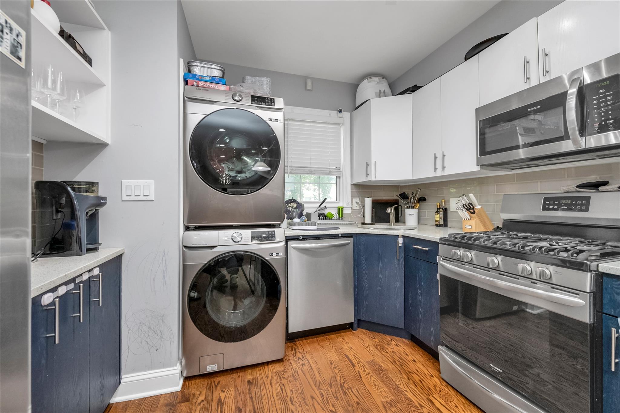 Single Family Glassboro  Queens, NY 11435, MLS-895092-6