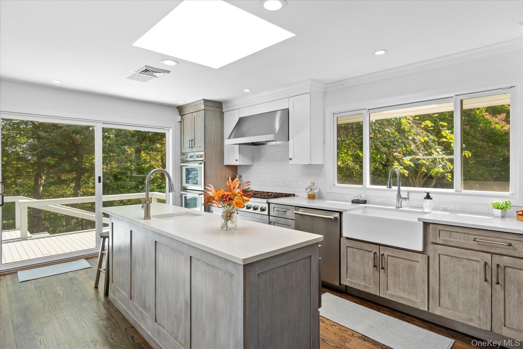 Single Family Dolphin Suffolk County, NY 11901, MLS-895100-11