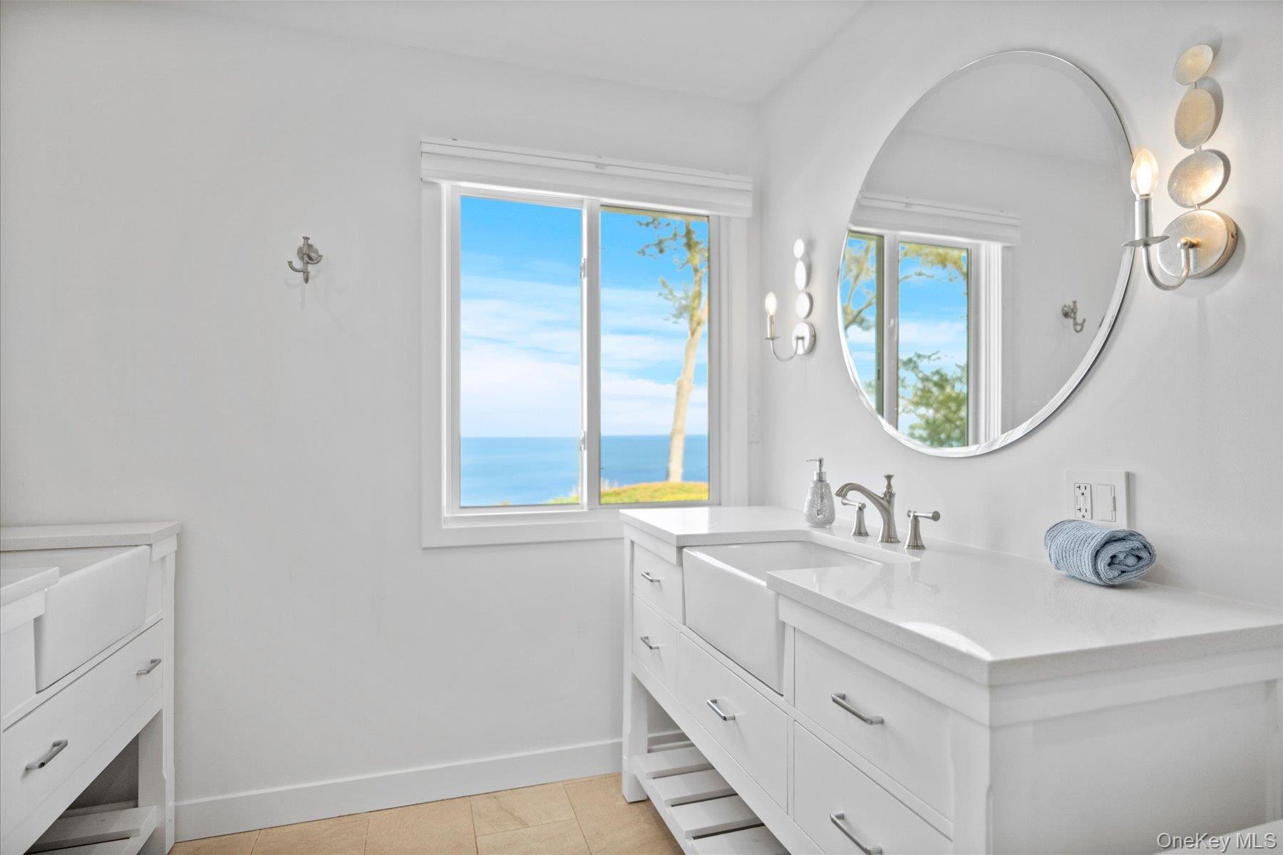 Single Family Dolphin Suffolk County, NY 11901, MLS-895100-17